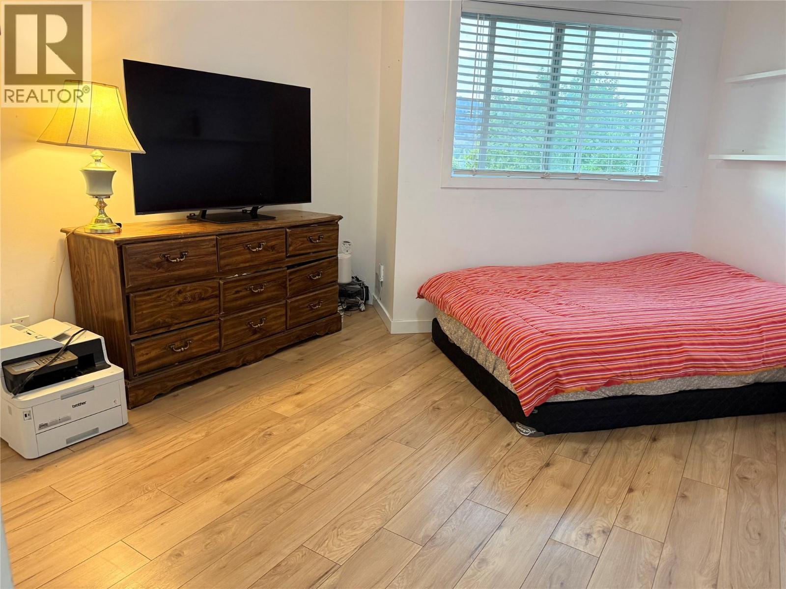135 Ziprick Road Unit# 406