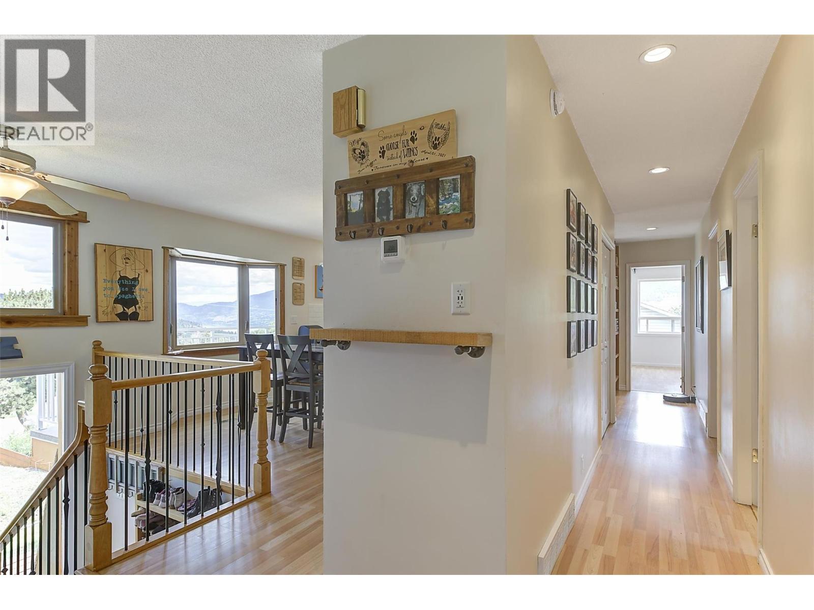 2139 Amundsen Road
