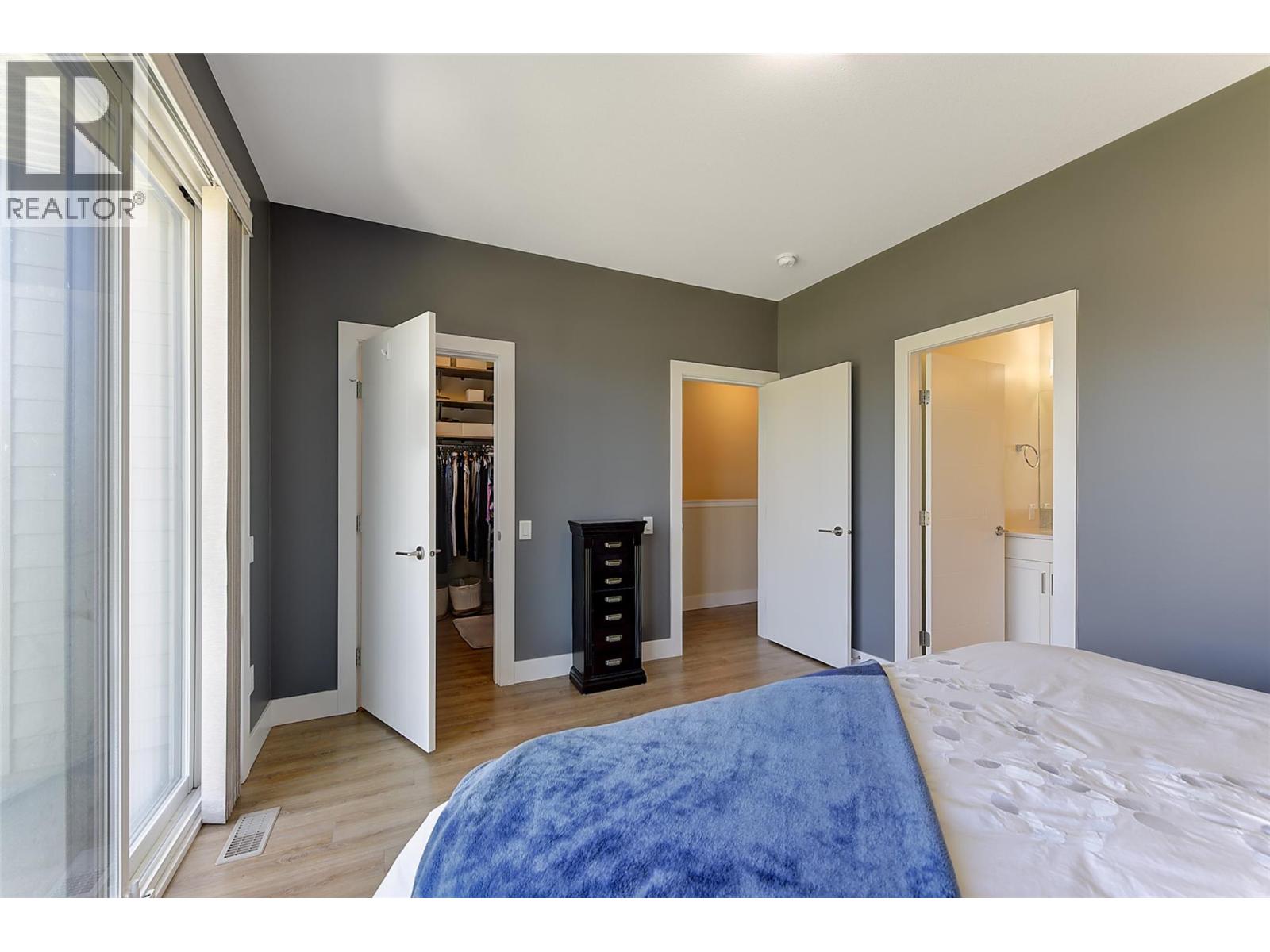 1102 Cameron Avenue Unit# 25