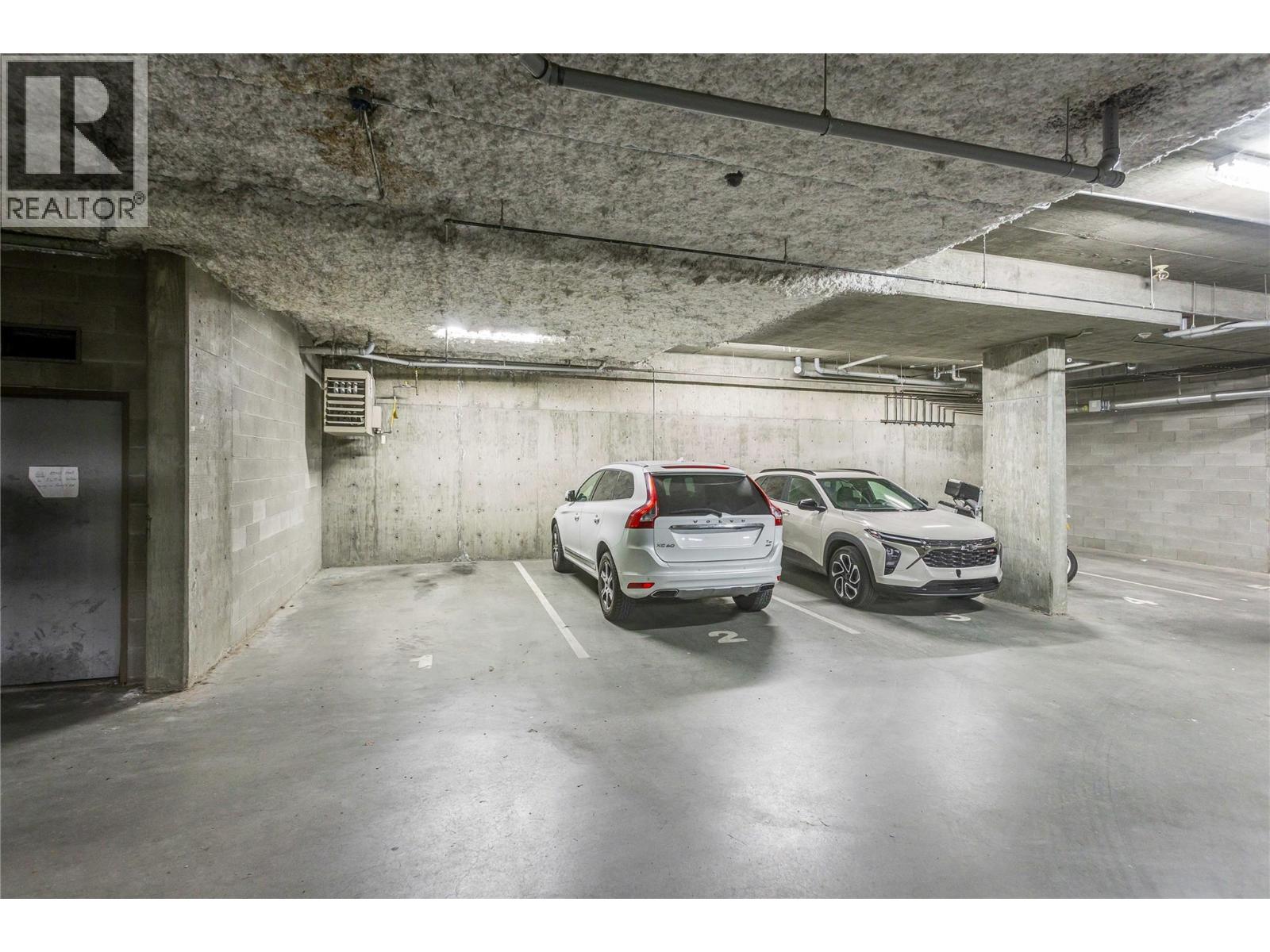 446 WEST Avenue Unit# 102