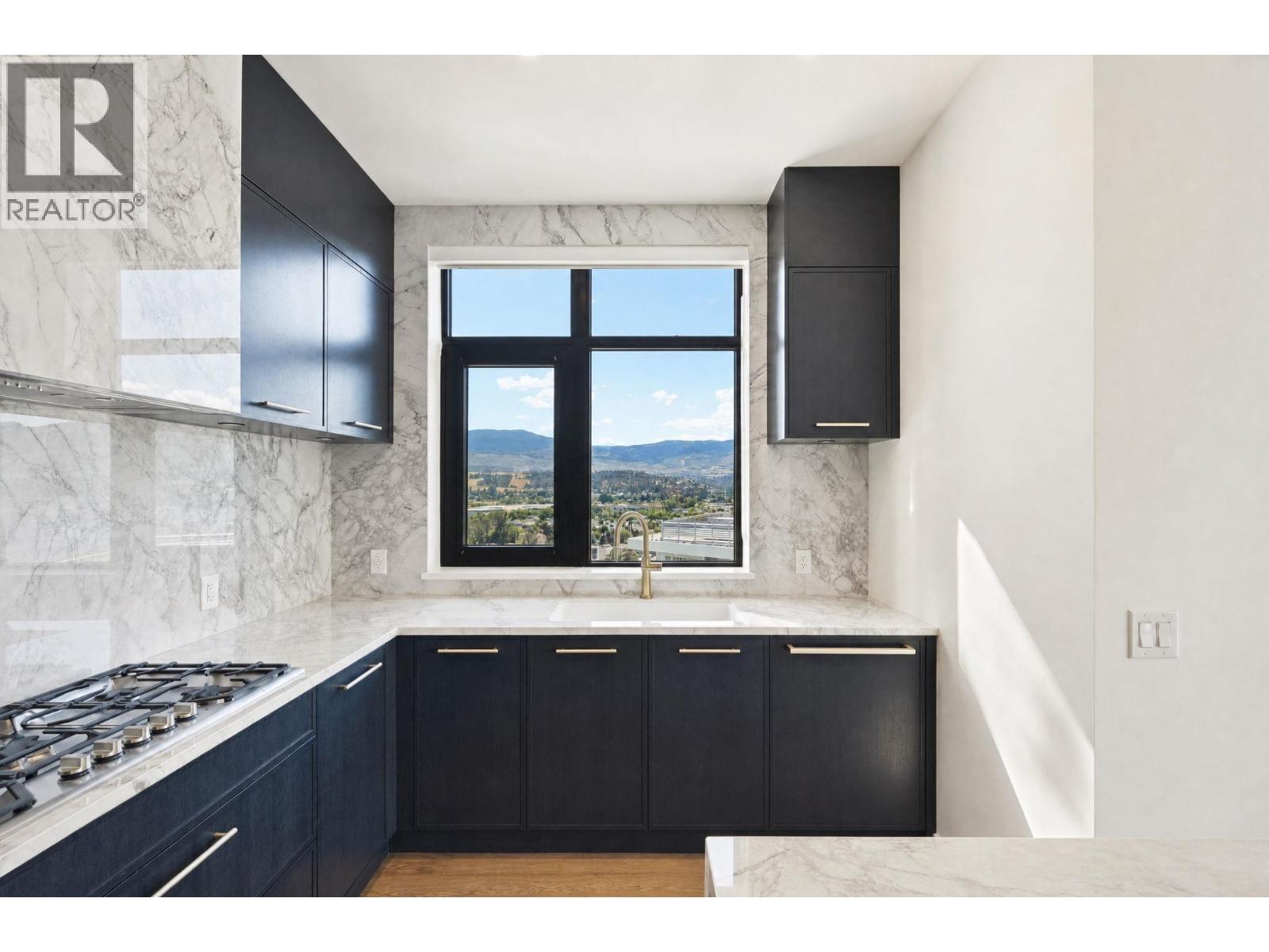 3700 Capozzi Road Unit# PH5