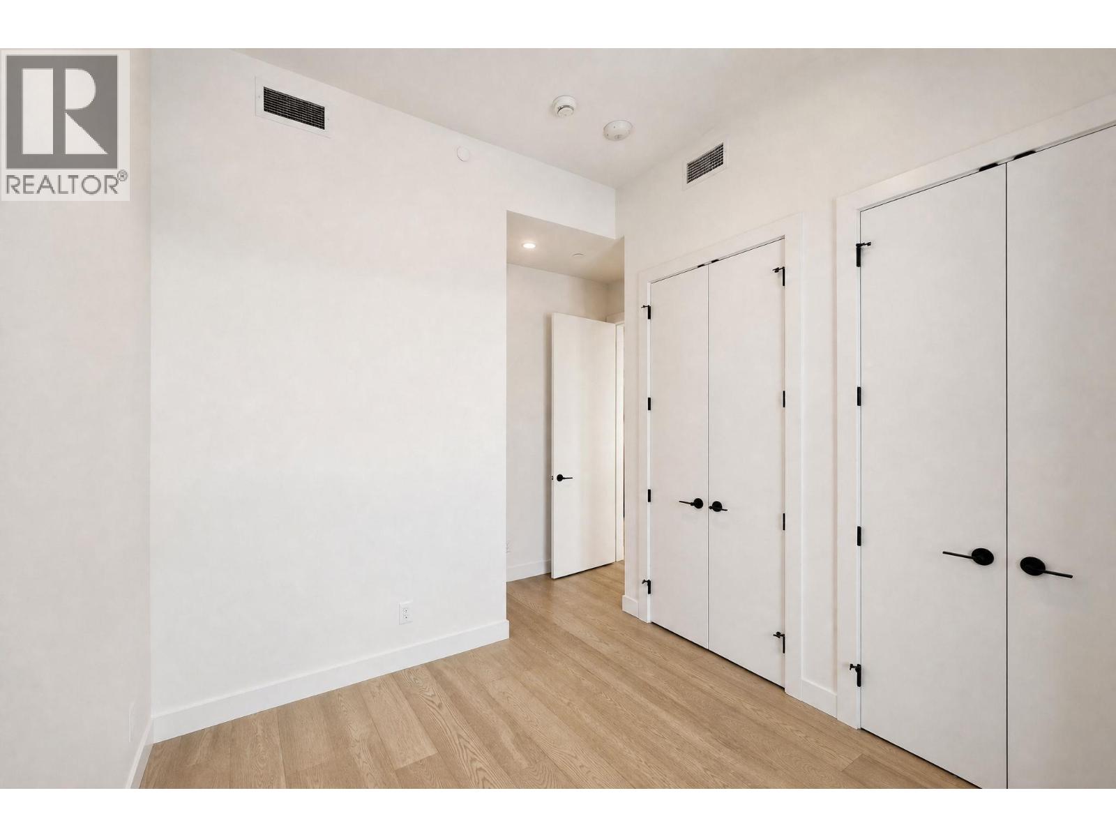 3700 Capozzi Road Unit# PH5