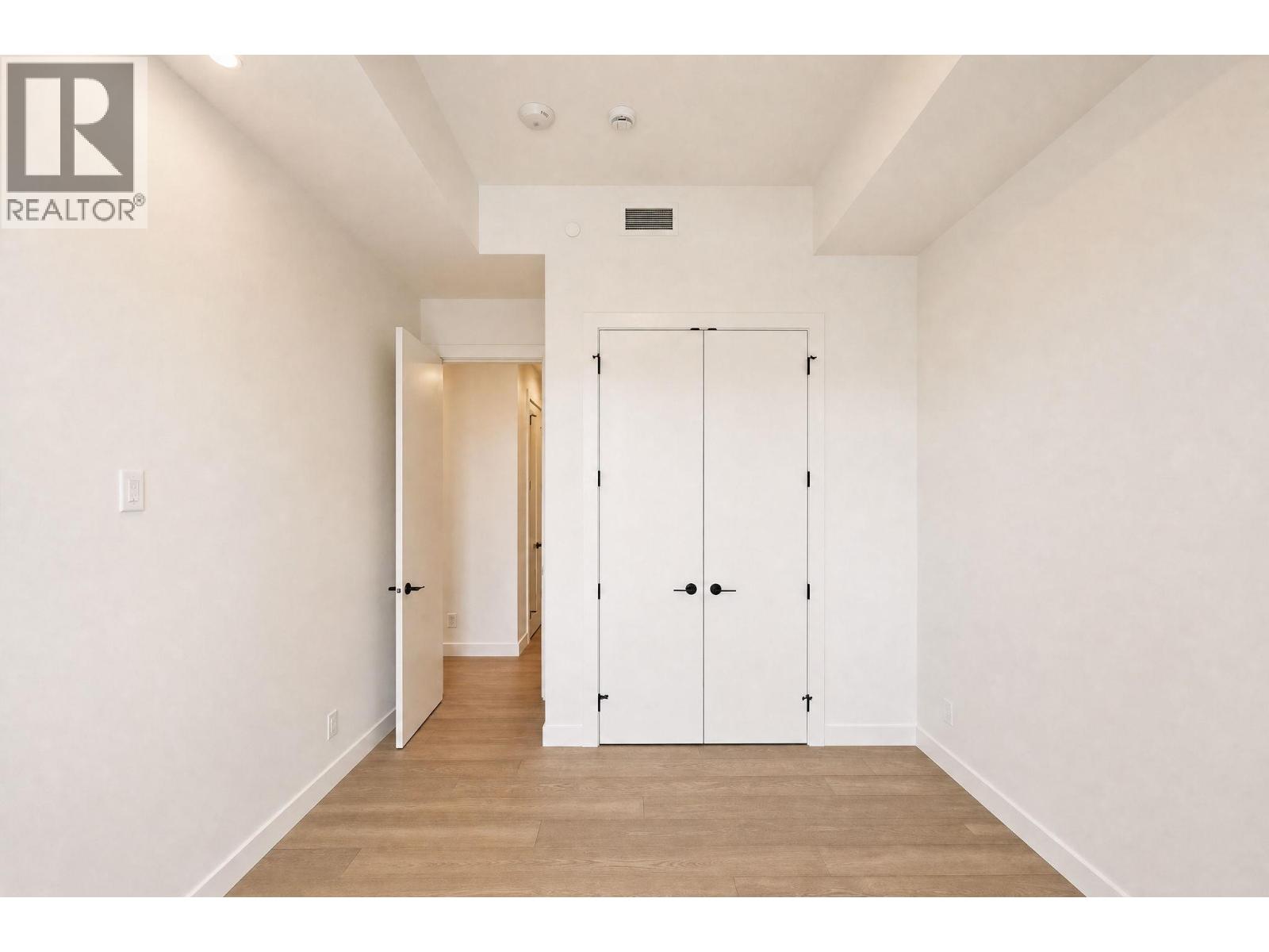 3700 Capozzi Road Unit# PH5