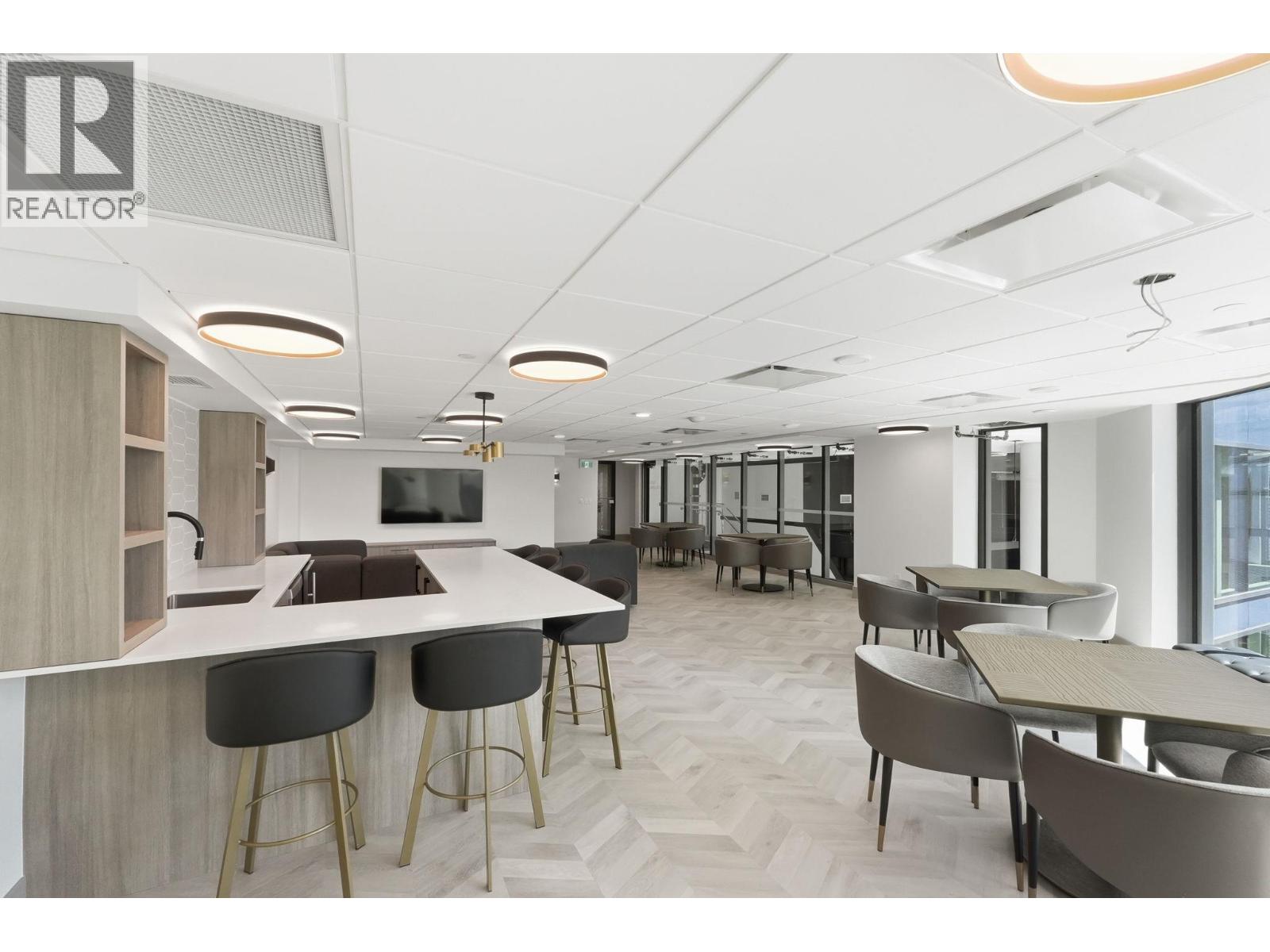 3700 Capozzi Road Unit# PH5