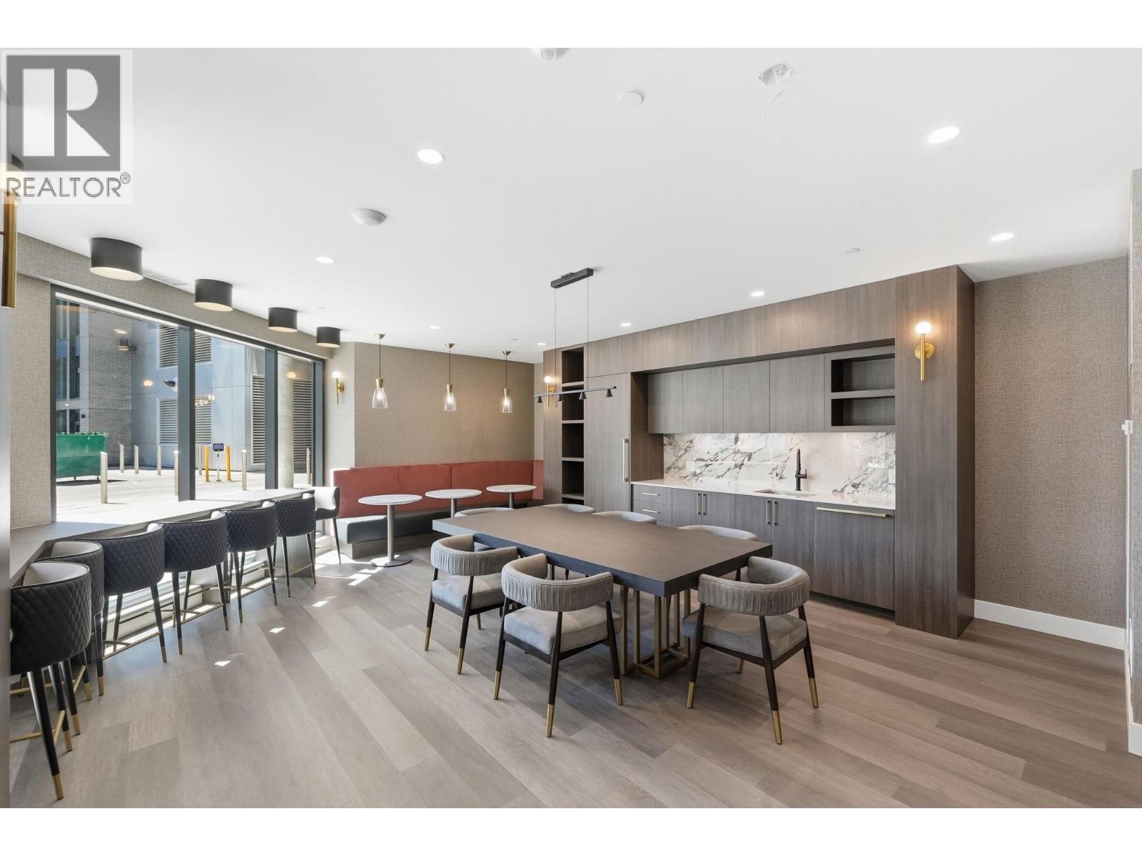 3700 Capozzi Road Unit# PH5