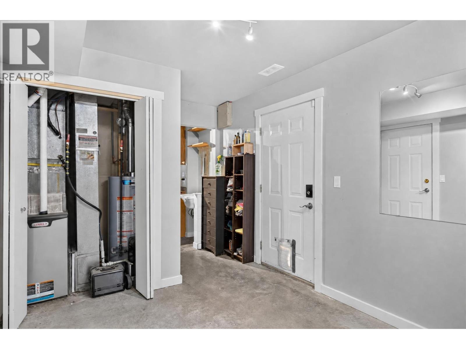 2471 Asquith Court
