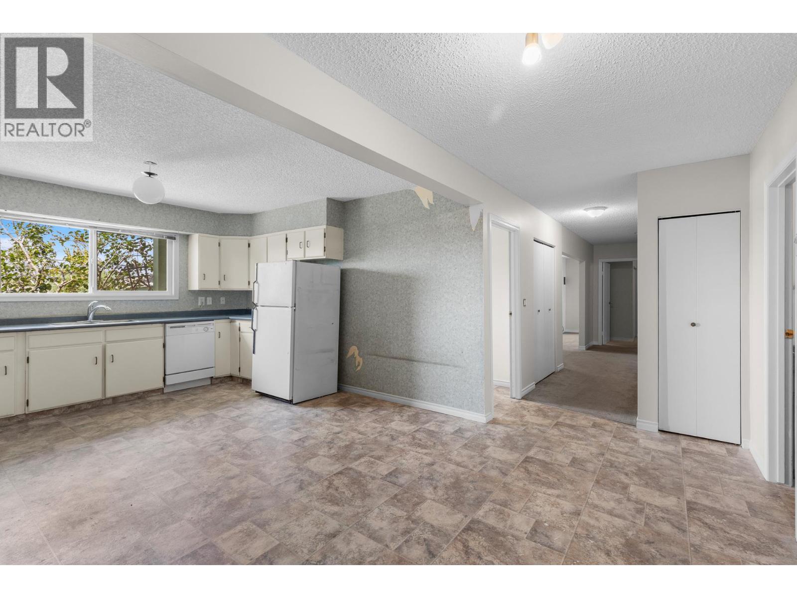 695 Girard Road