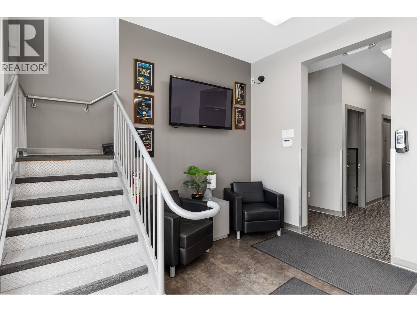 1025 Trench Place Unit# 101&102