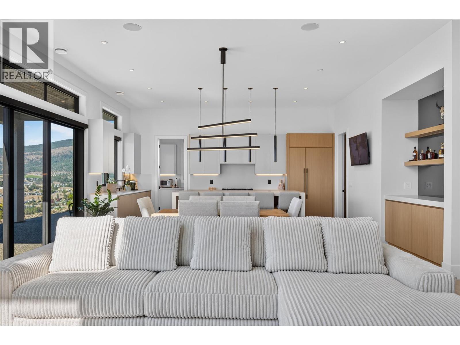 1561 Cabernet Court
