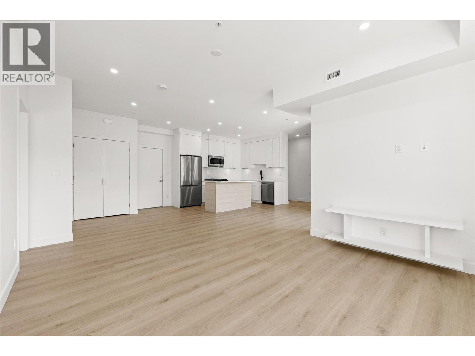 5300 Main Street Unit# 202