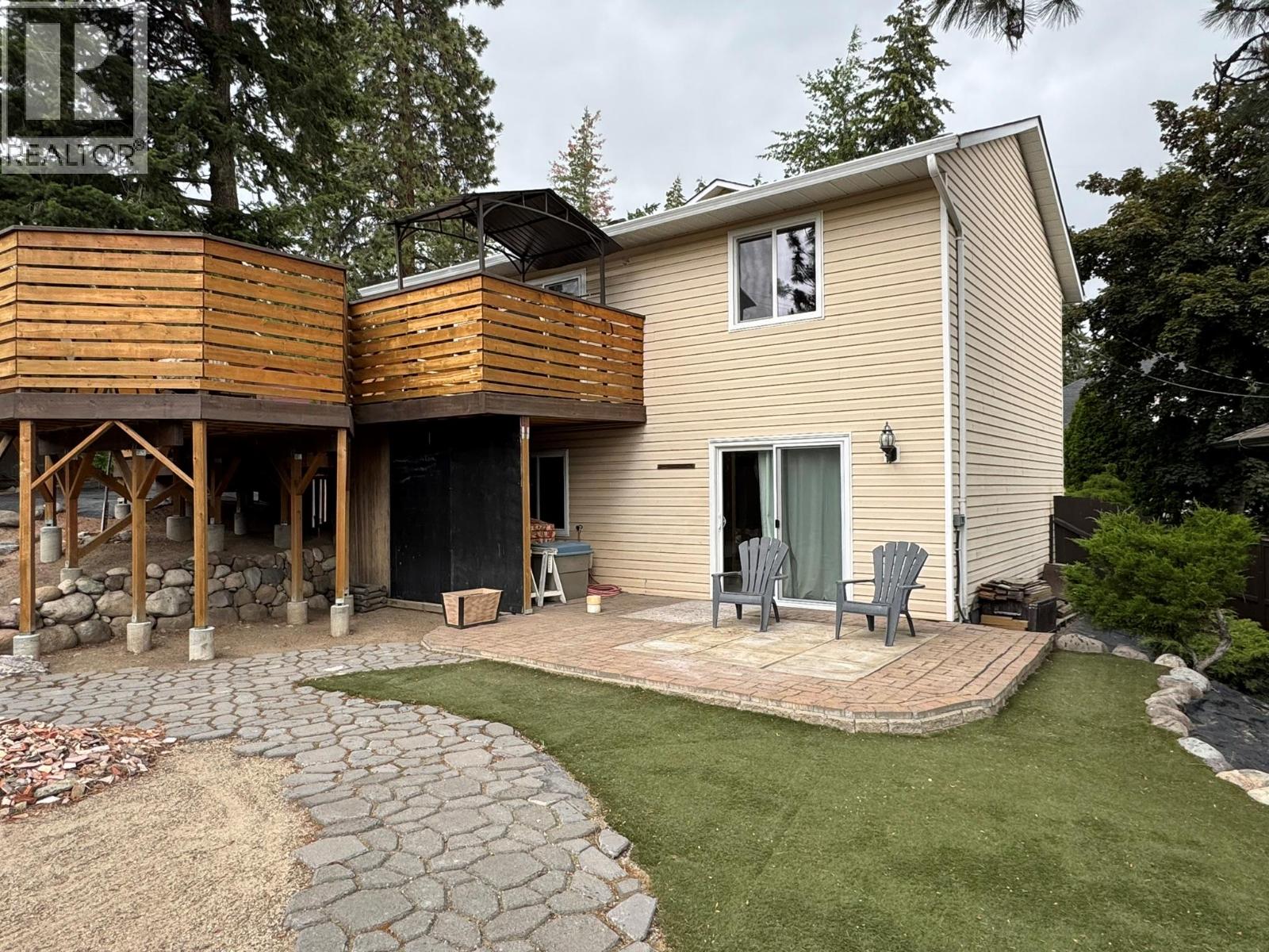 3037 Country Hills Lane