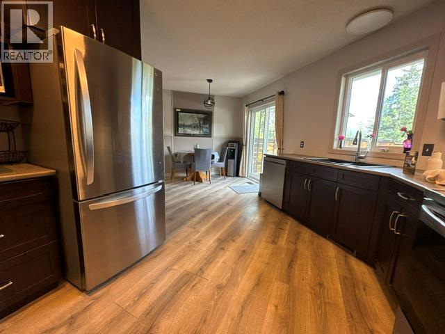 3037 Country Hills Lane