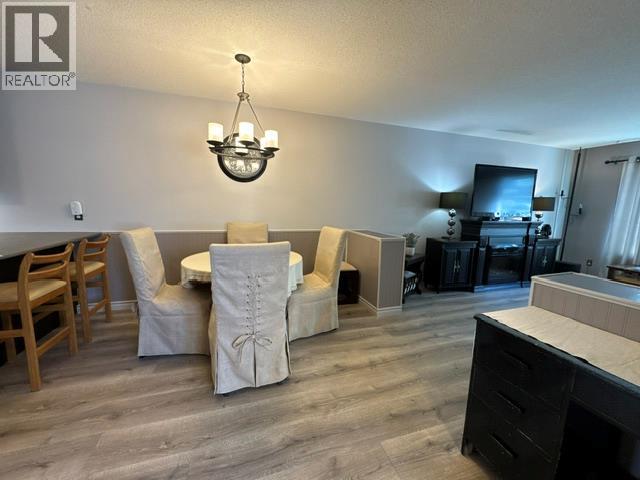 3037 Country Hills Lane