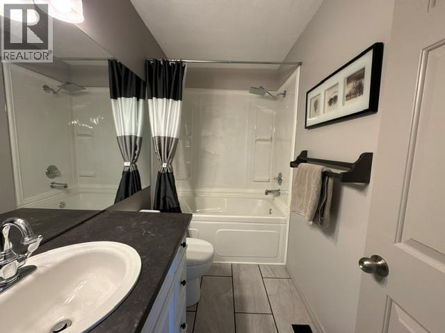 3037 Country Hills Lane