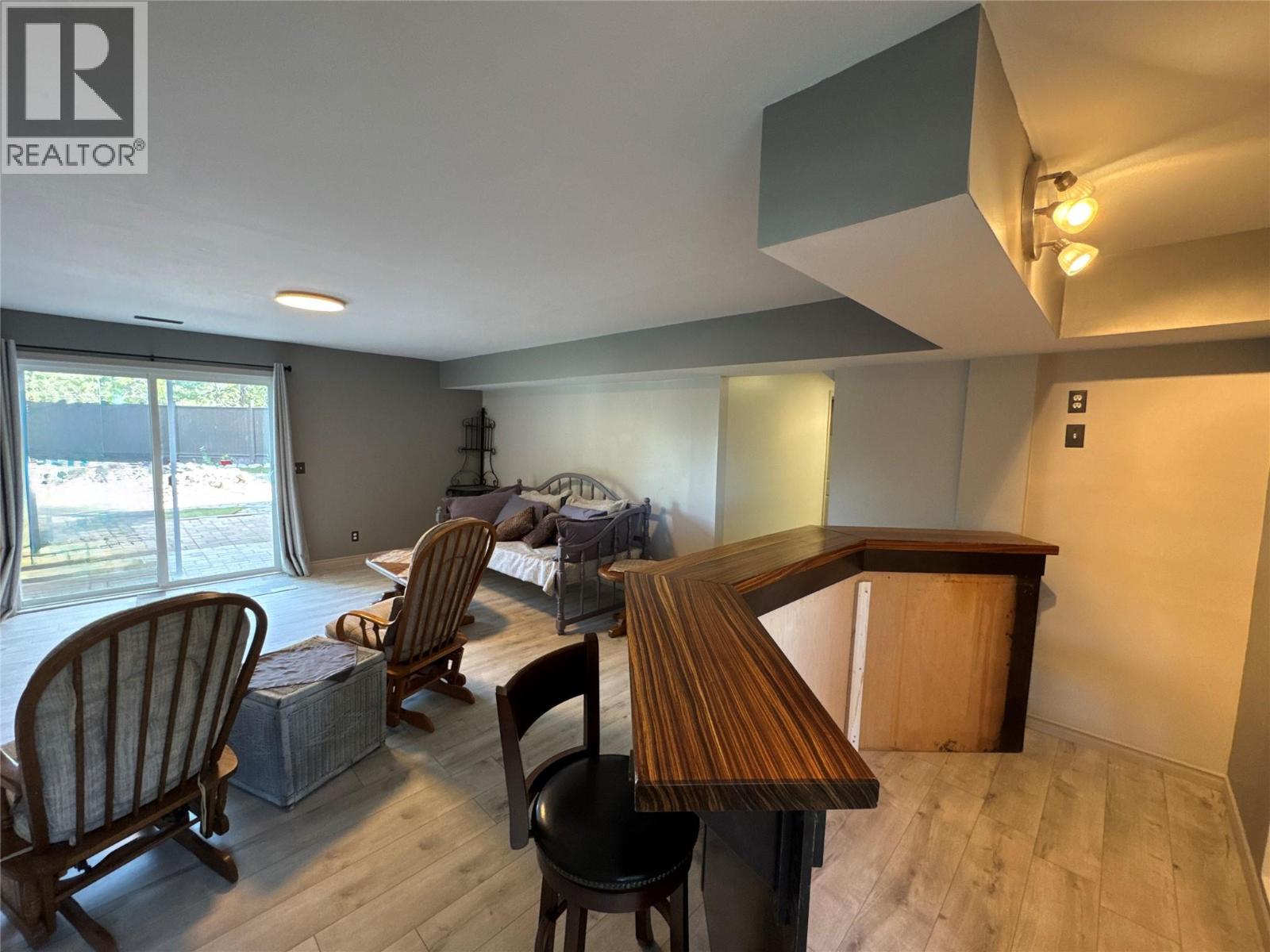 3037 Country Hills Lane