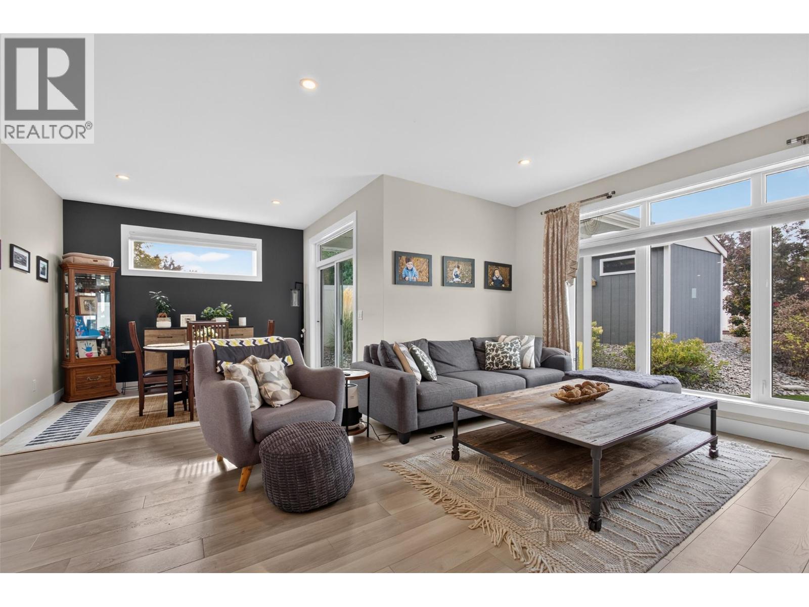 2400 Hawks Boulevard