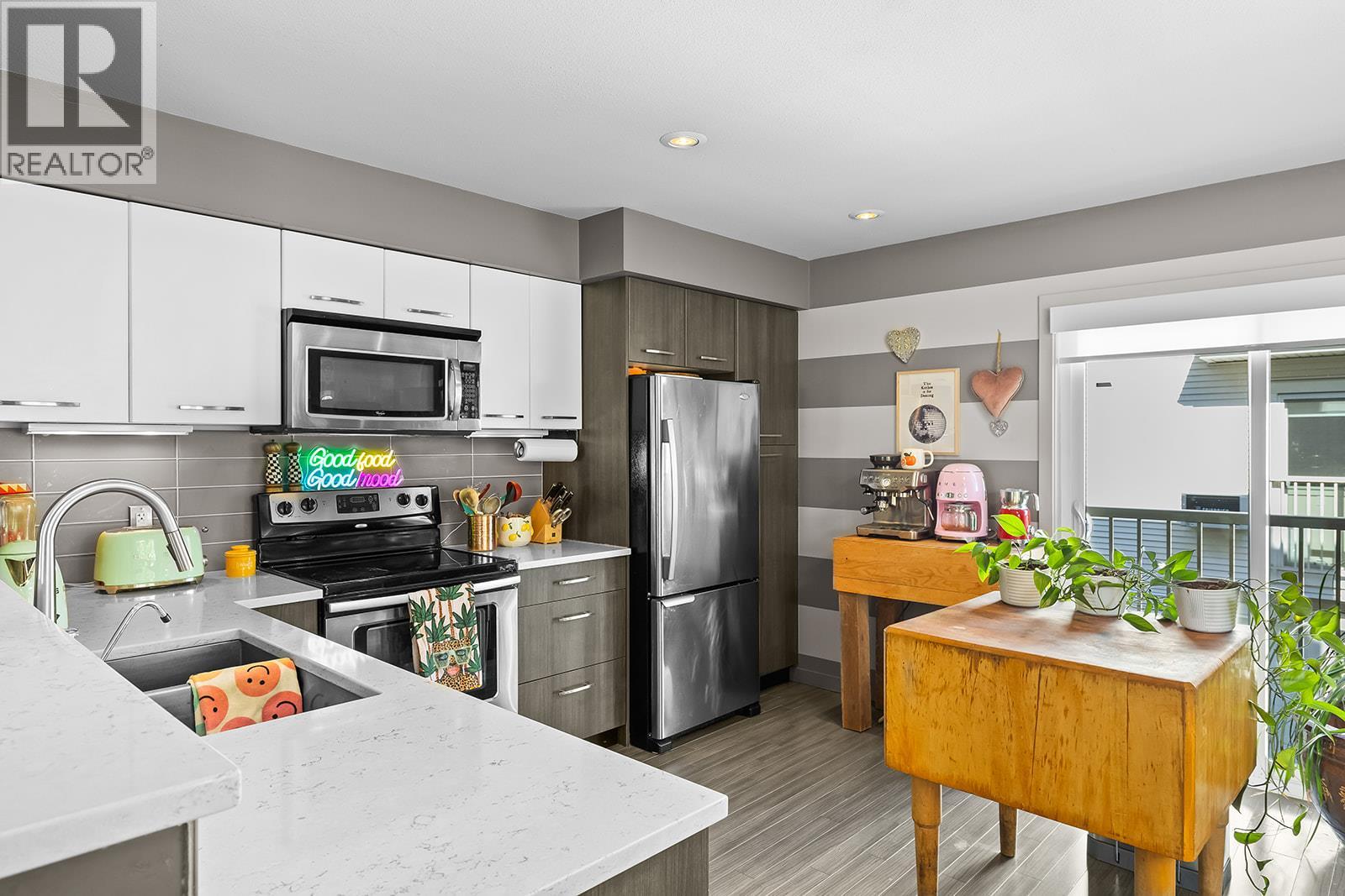 1851 Ambrosi Road Unit# 11