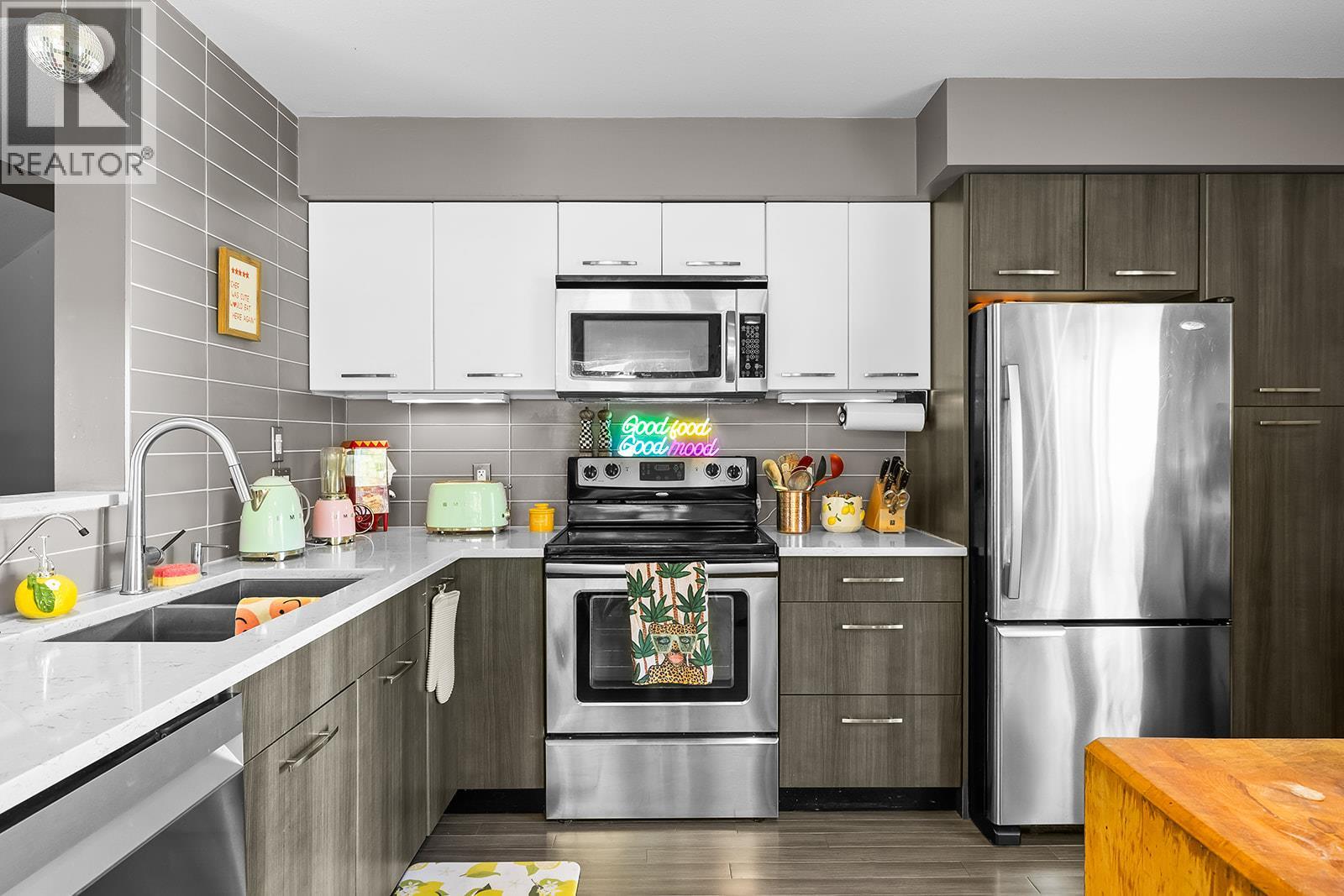 1851 Ambrosi Road Unit# 11