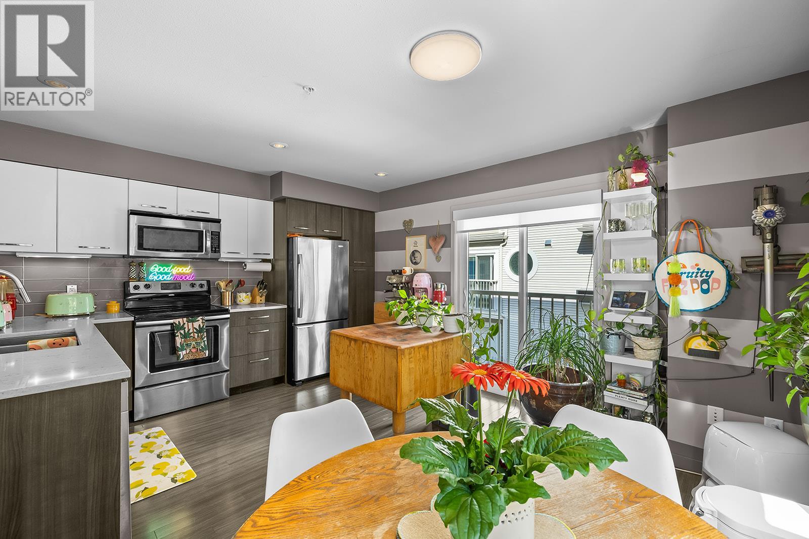 1851 Ambrosi Road Unit# 11
