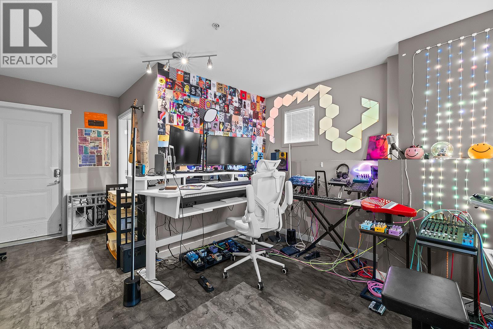 1851 Ambrosi Road Unit# 11