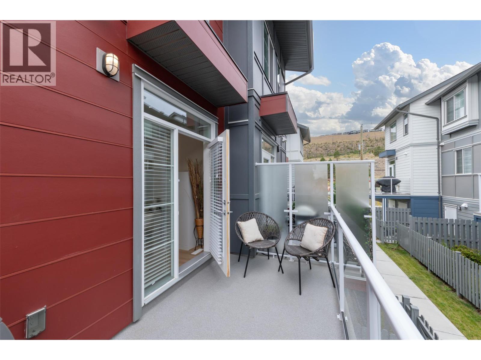 4025 Gellatly Road S Unit# 111