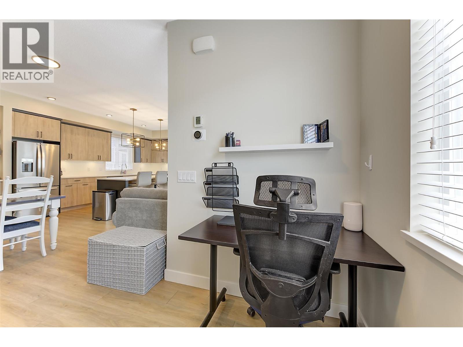 4025 Gellatly Road S Unit# 111