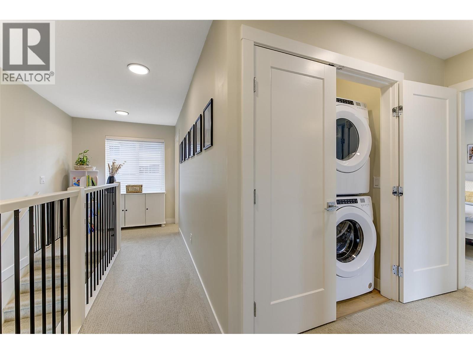 4025 Gellatly Road S Unit# 111
