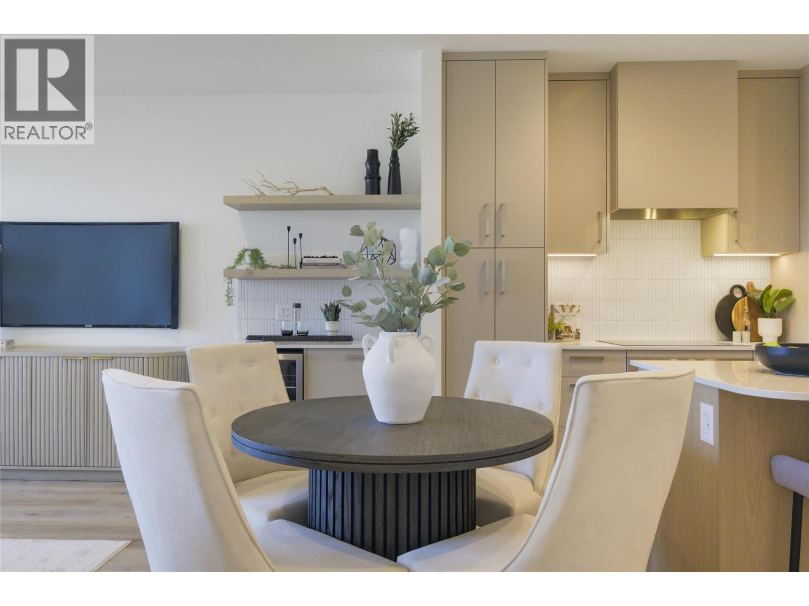 3300 Lakeshore Road Unit# 614