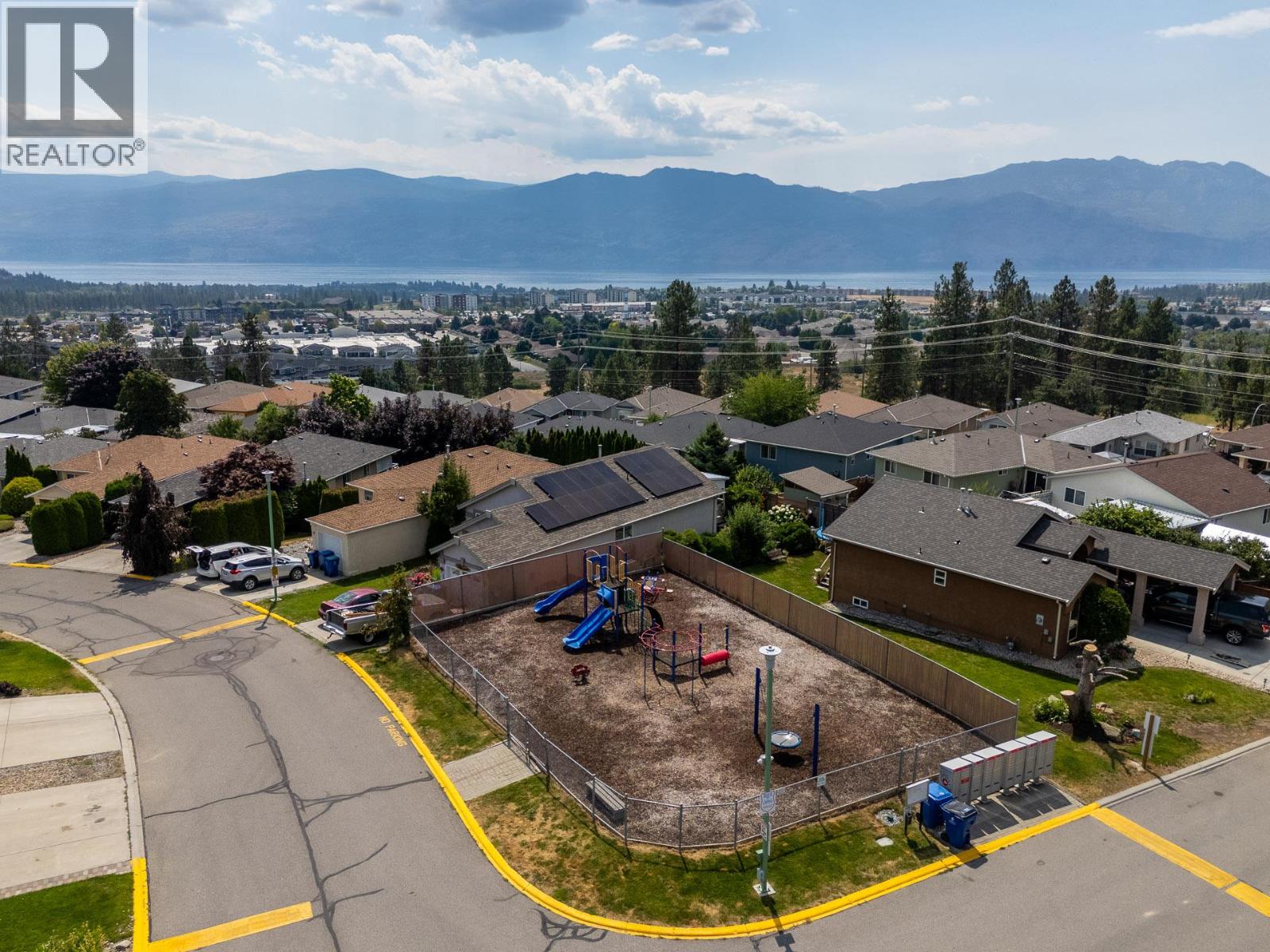 2440 Old Okanagan Highway Unit# 319
