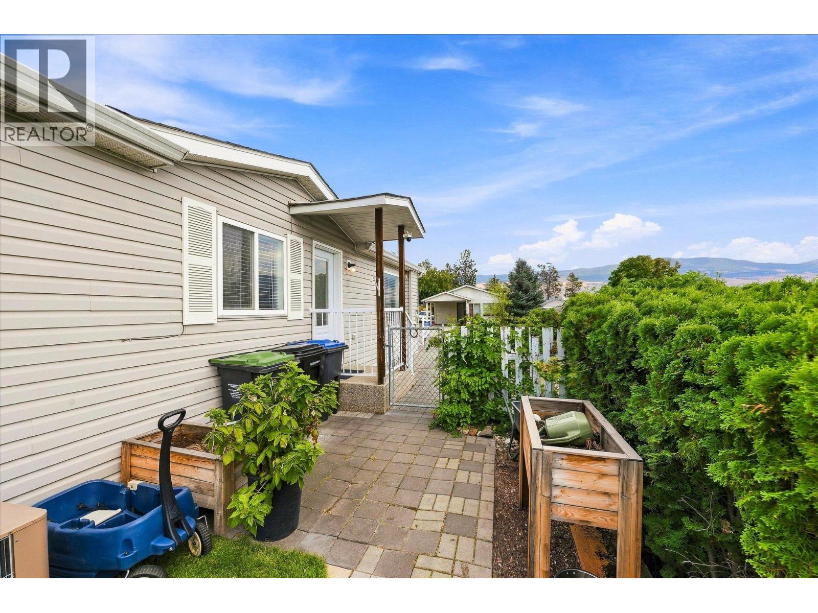 2550 Hollywood Road N Unit# 111