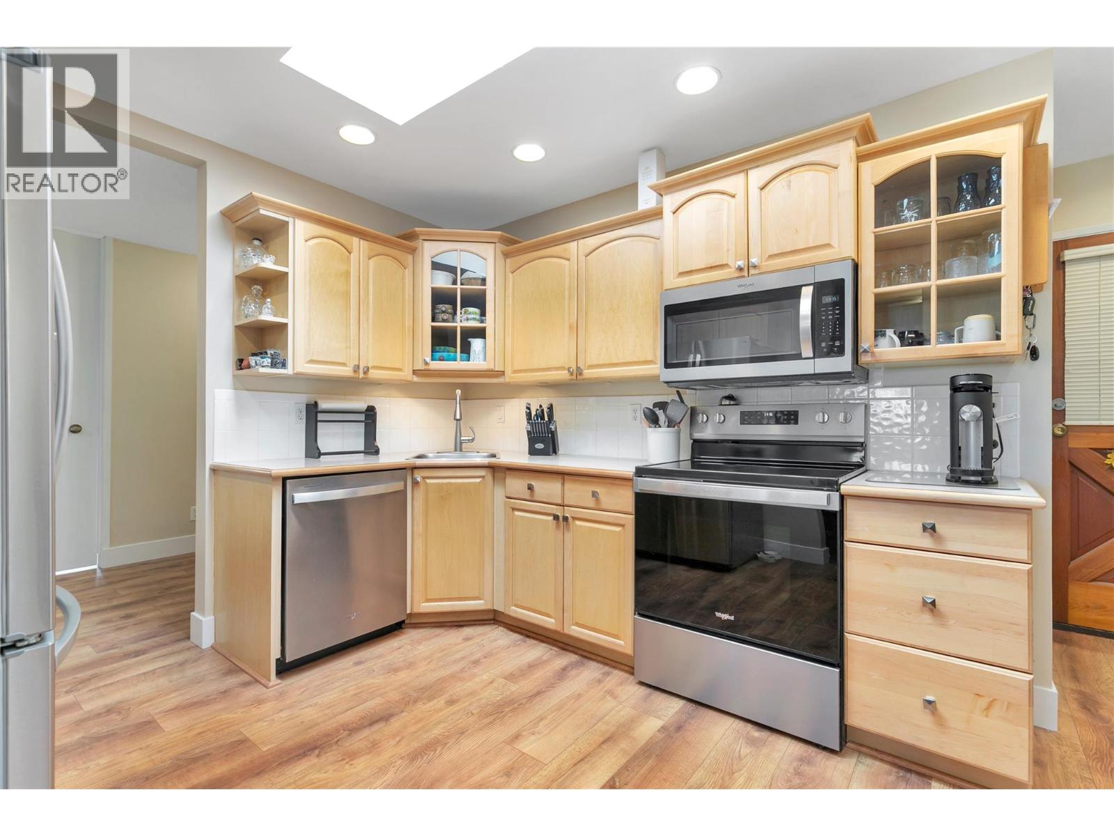 1660 Ufton Court Unit# 209