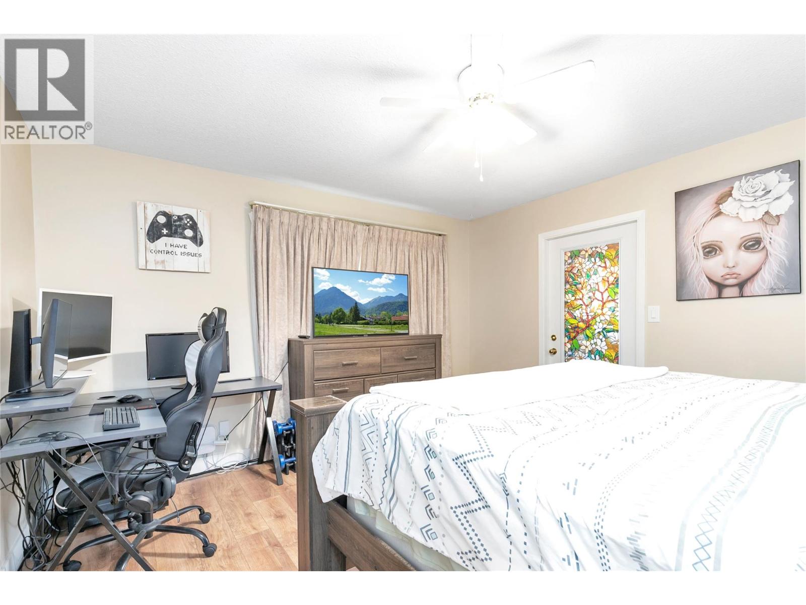1660 Ufton Court Unit# 209