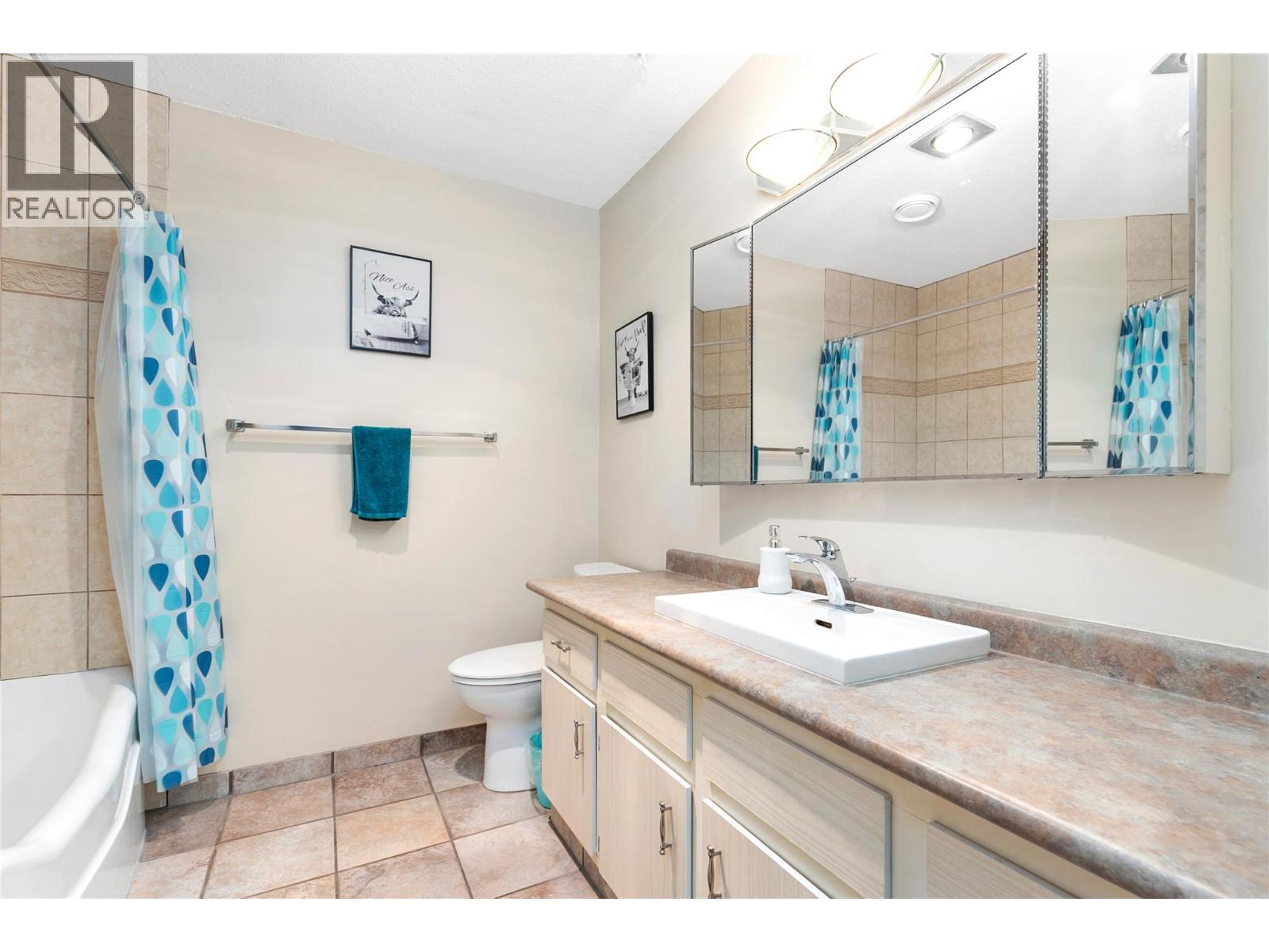 1660 Ufton Court Unit# 209