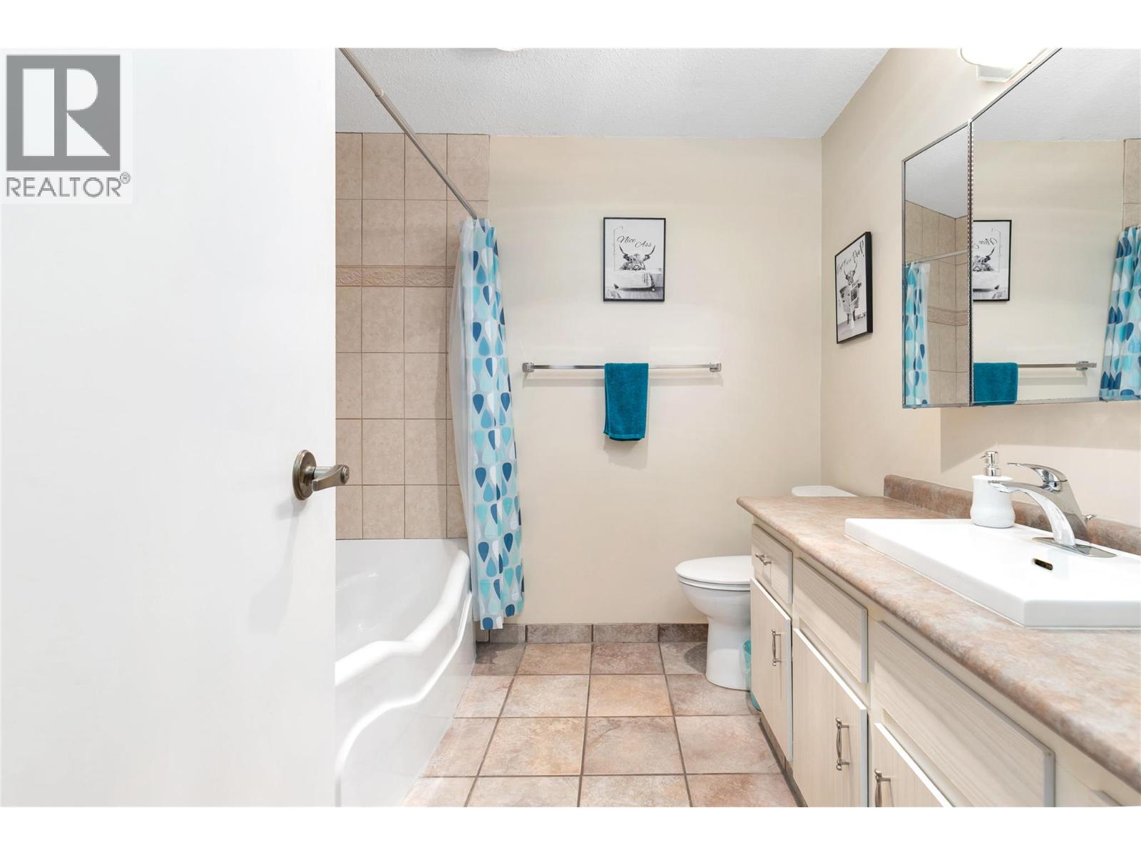 1660 Ufton Court Unit# 209