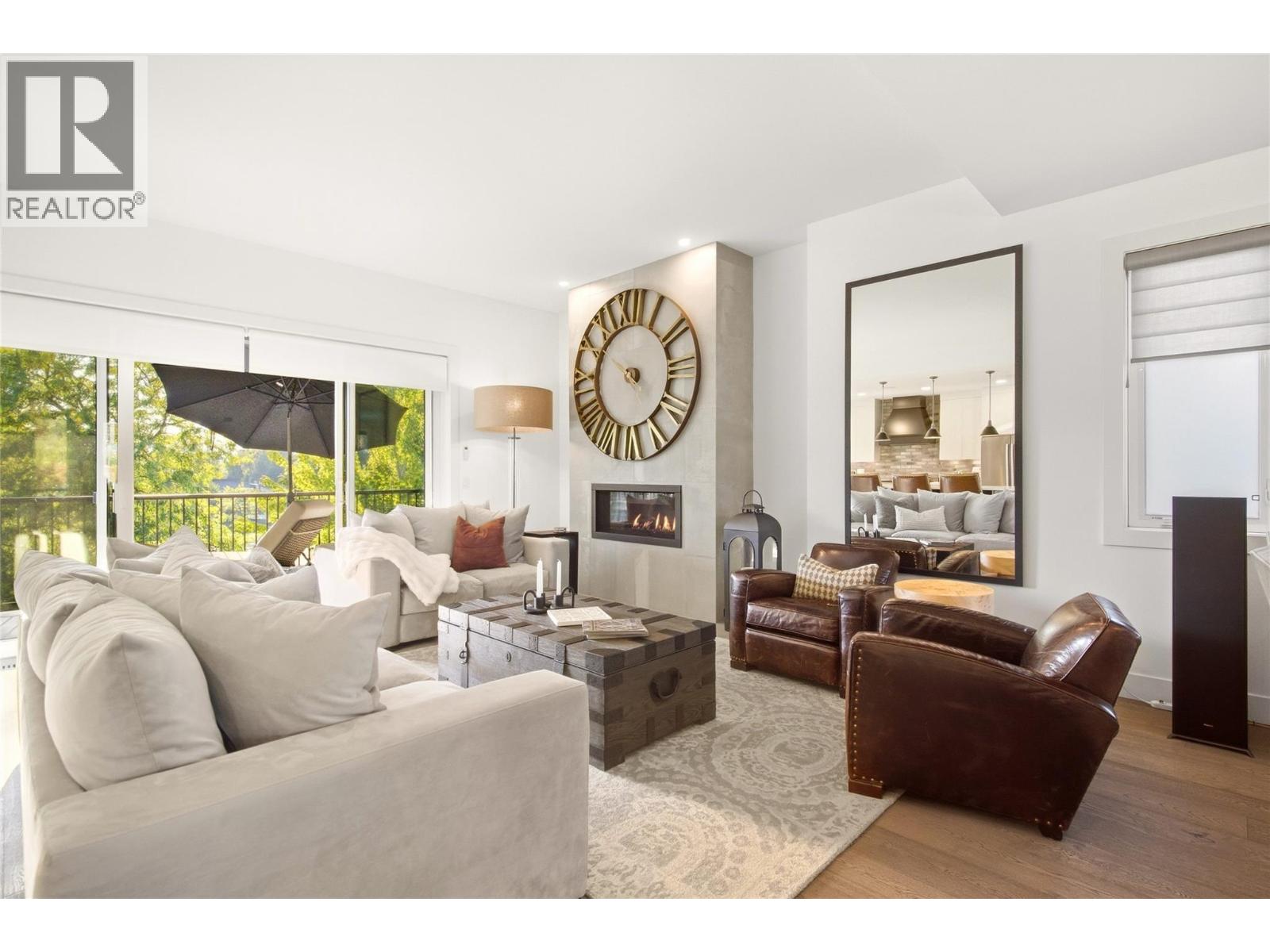 1675 Willow Crescent Unit# 3 Lot# 3