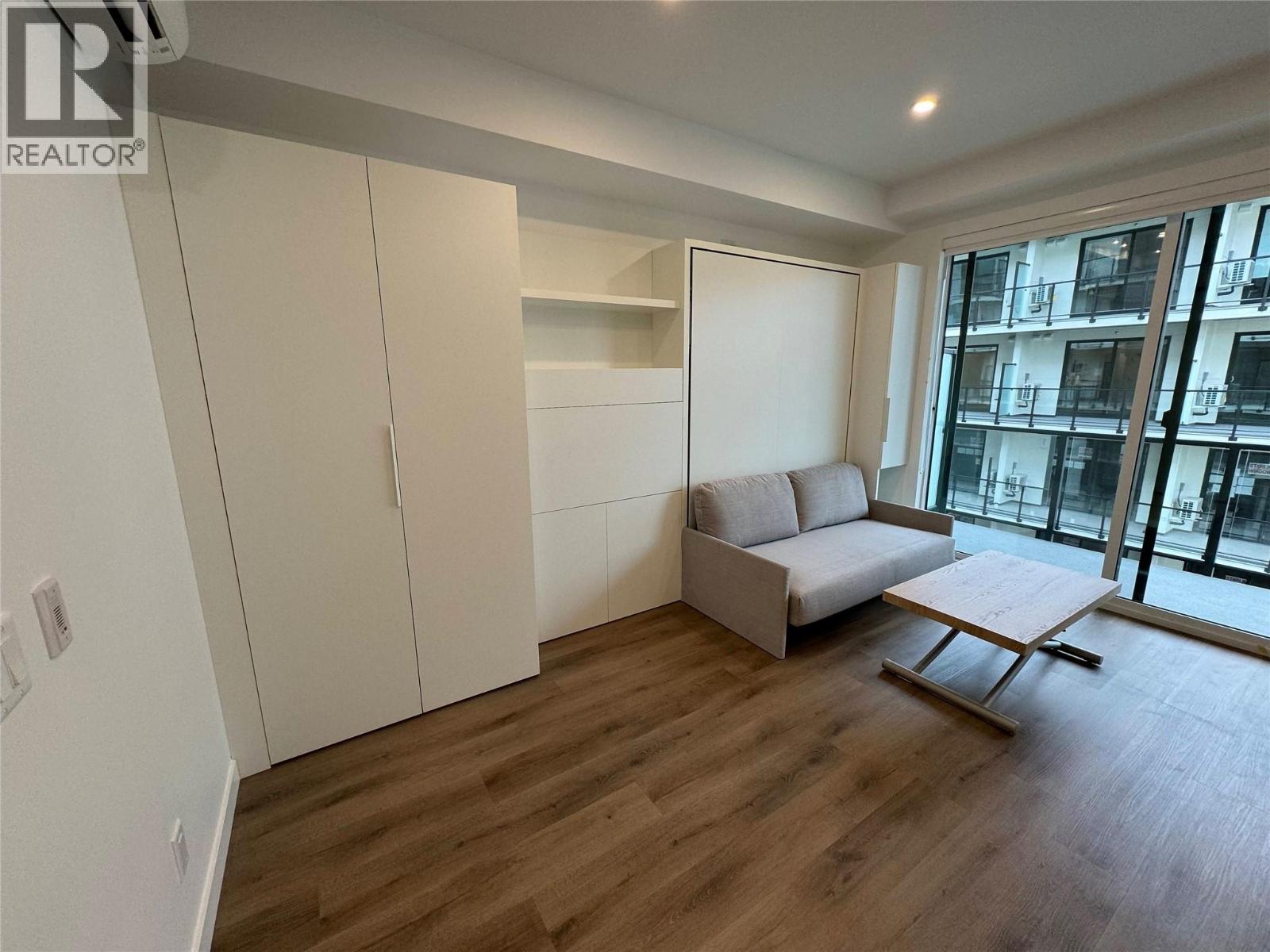 1274 Devonshire Avenue Unit# 445