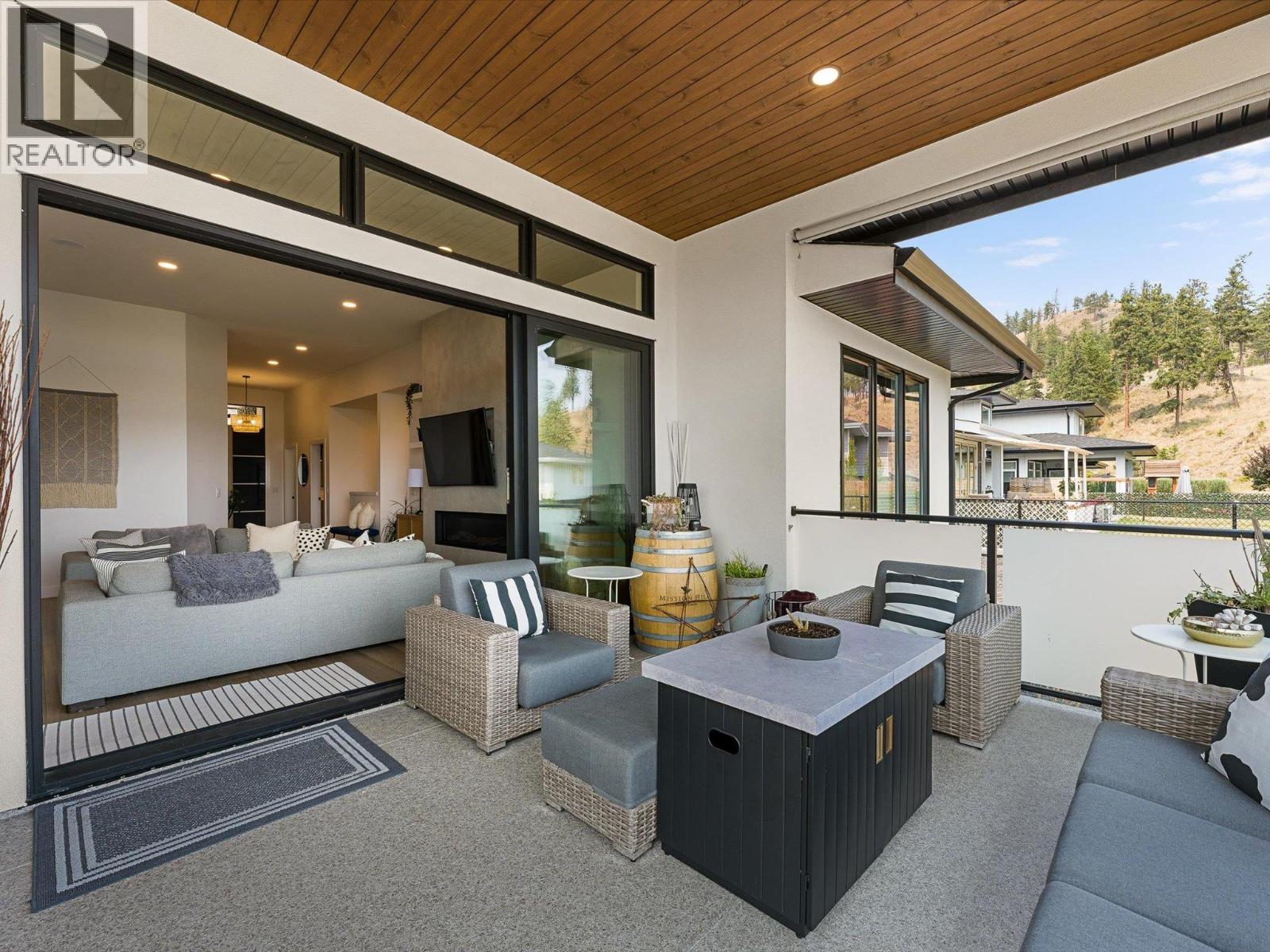 208 Skyland Drive