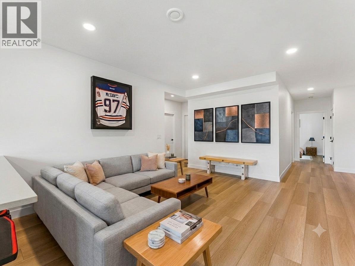 208 Skyland Drive