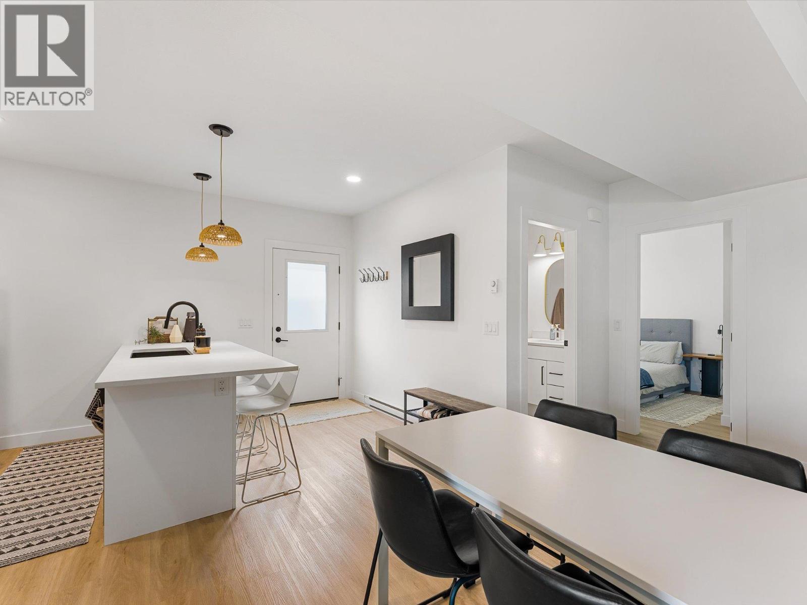 208 Skyland Drive
