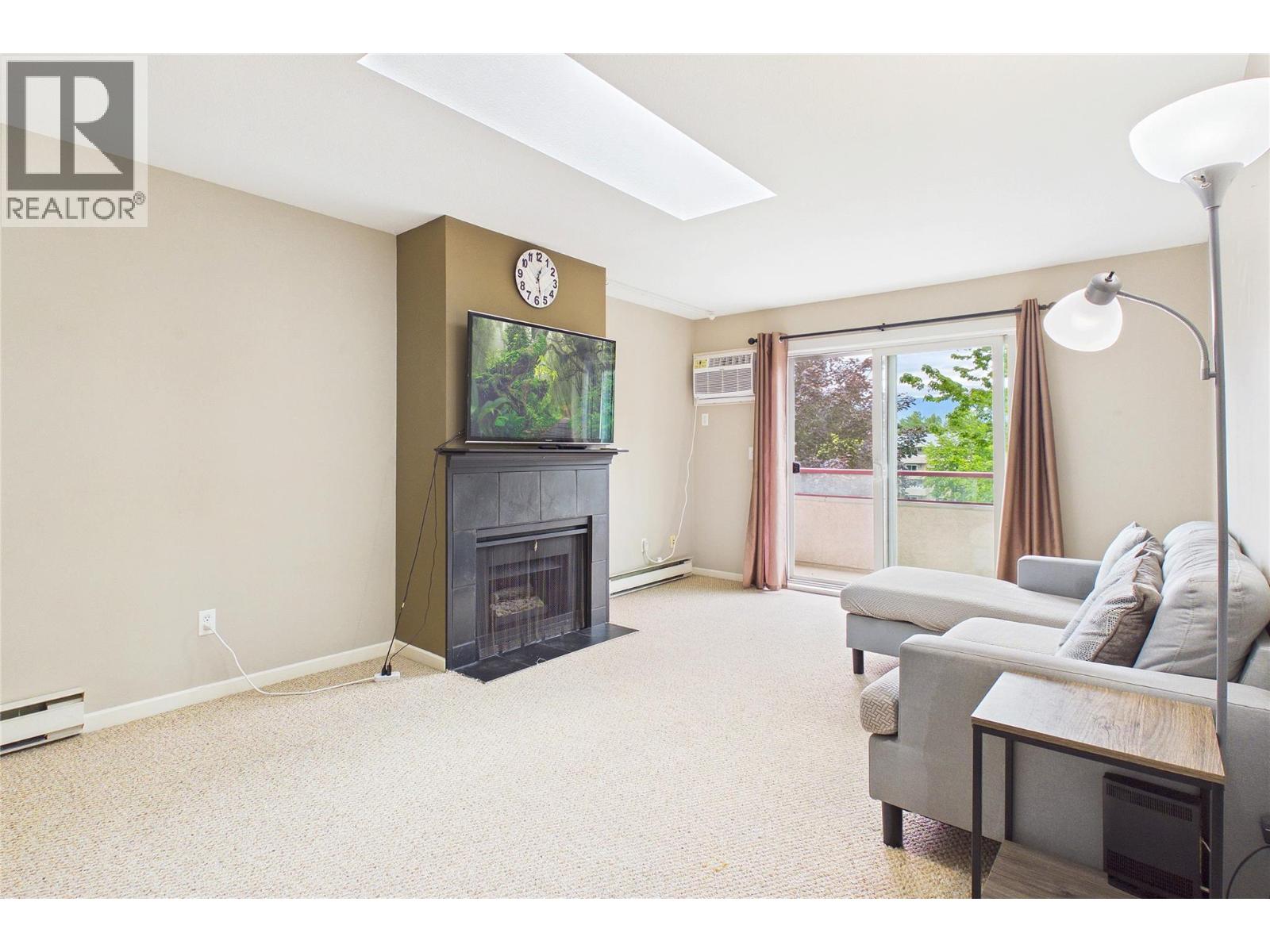 993 KLO Road Unit# 303