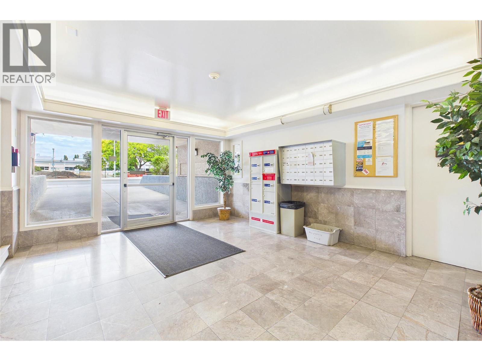 993 KLO Road Unit# 303