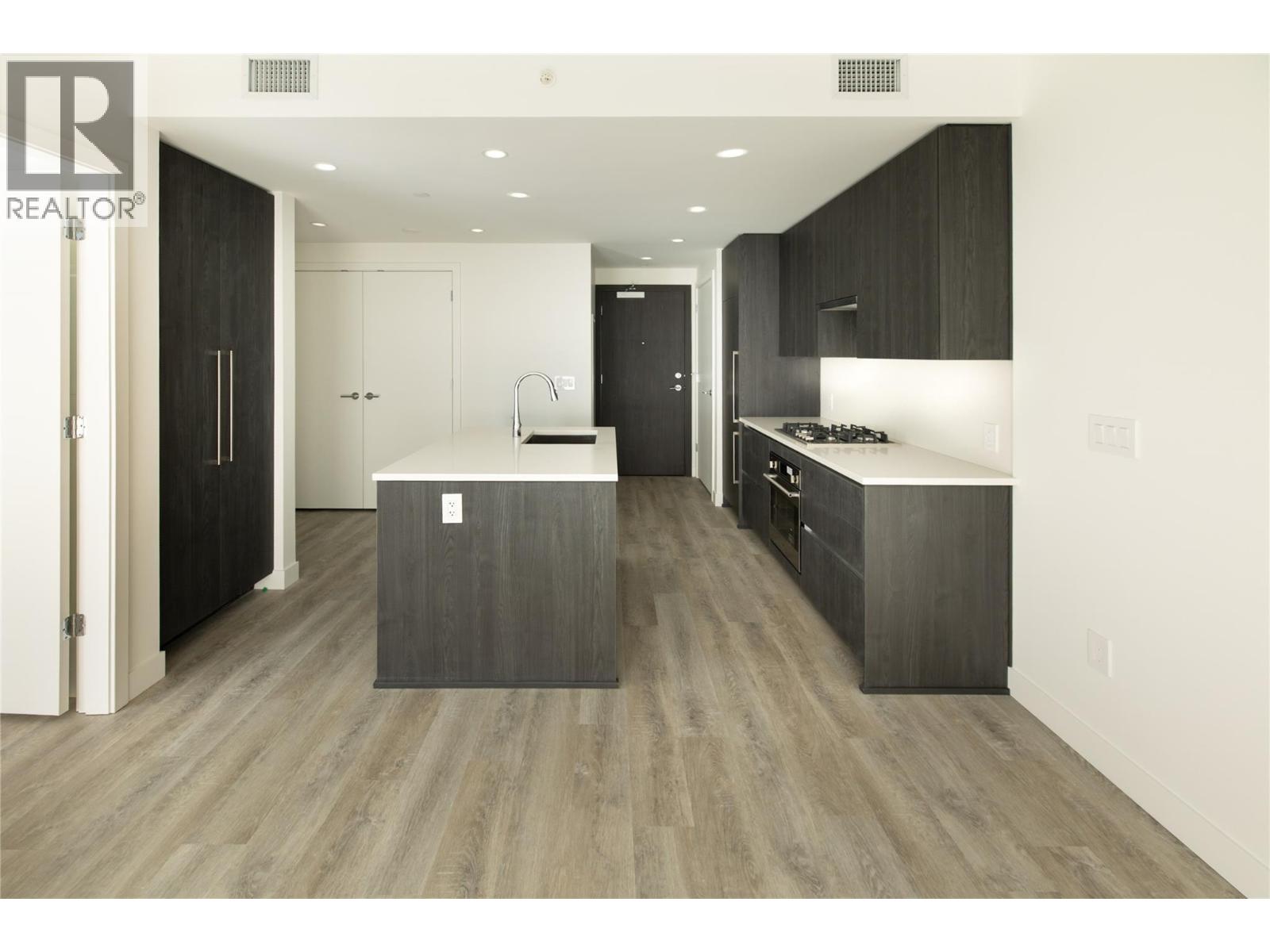 1626 Water Street Unit# 2105