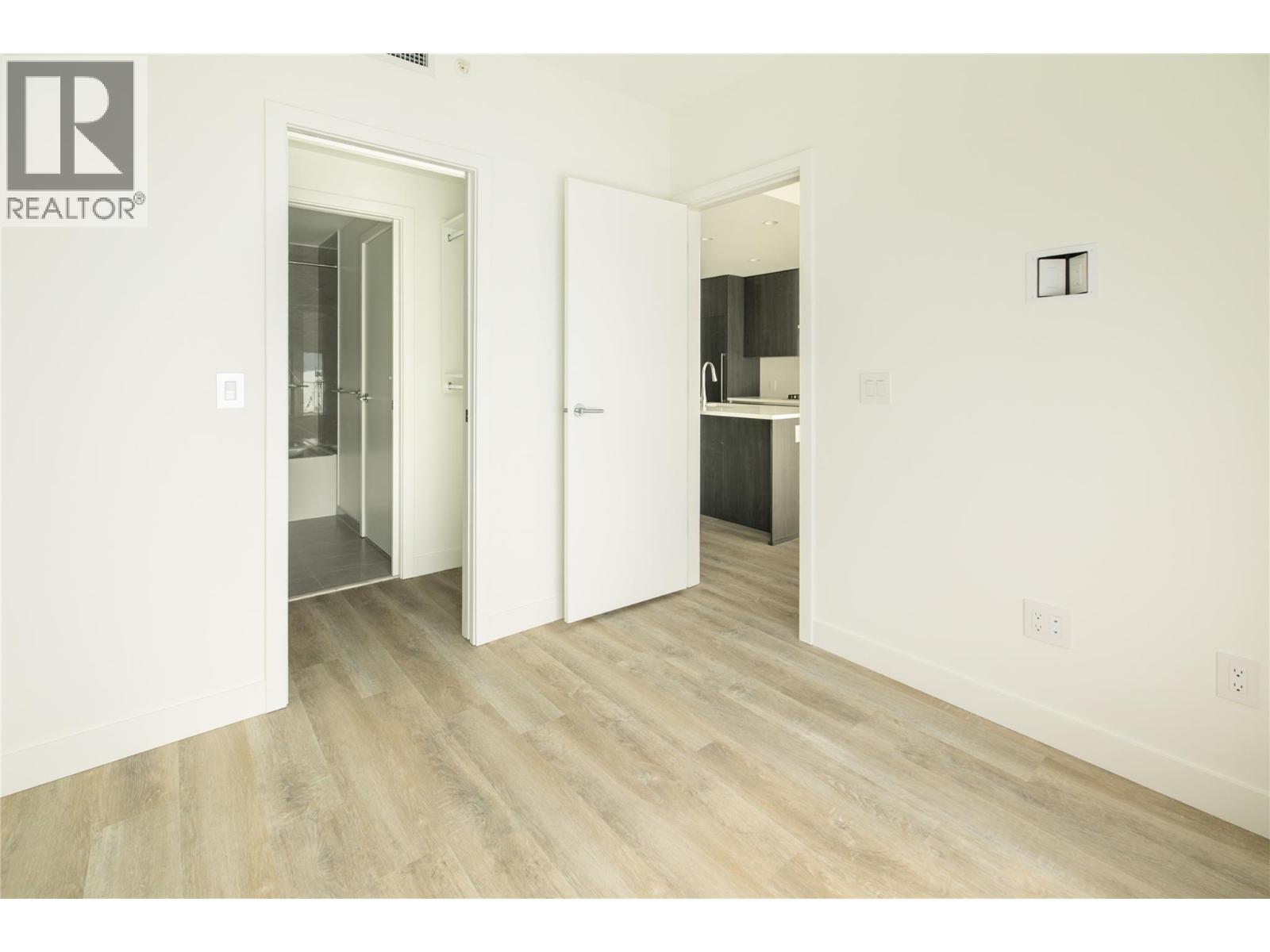 1626 Water Street Unit# 2105