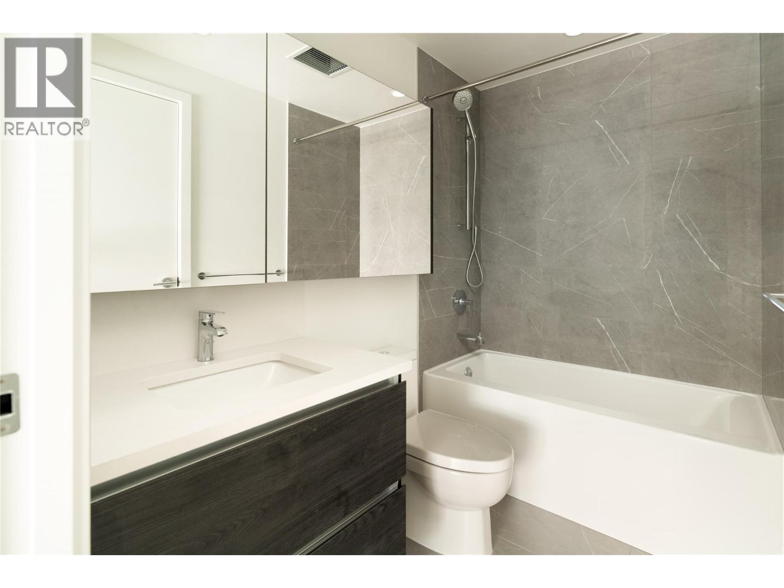1626 Water Street Unit# 2105