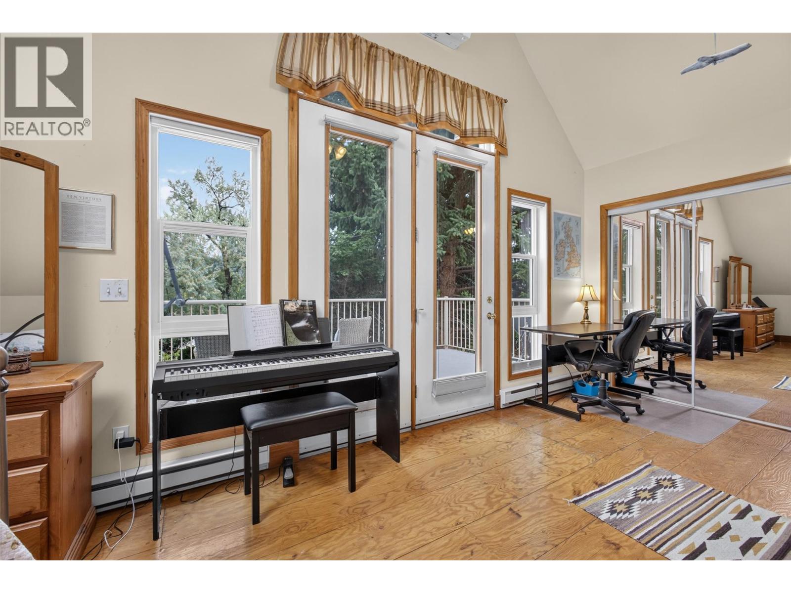 7366 Fintry Delta Road