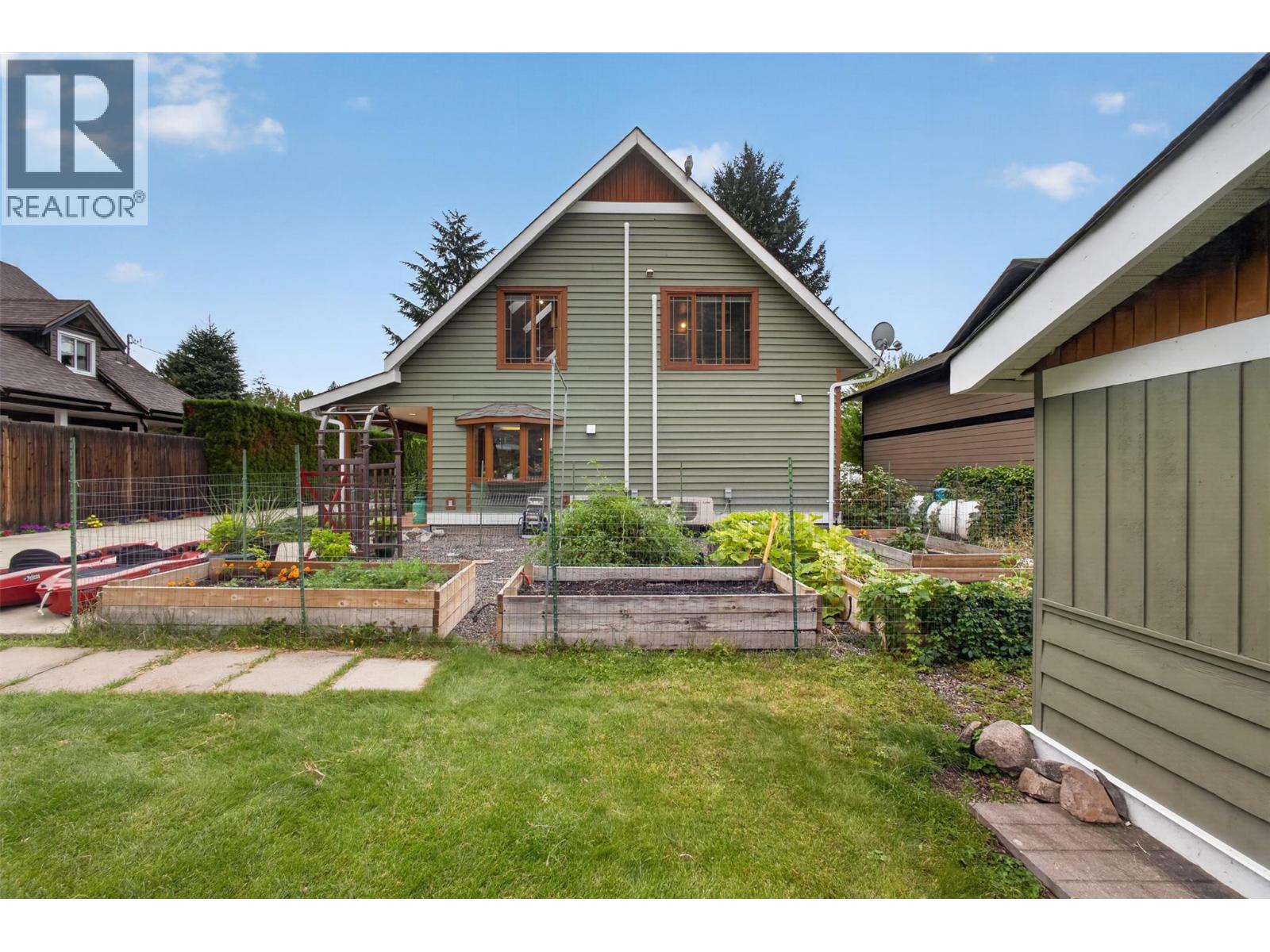 7366 Fintry Delta Road
