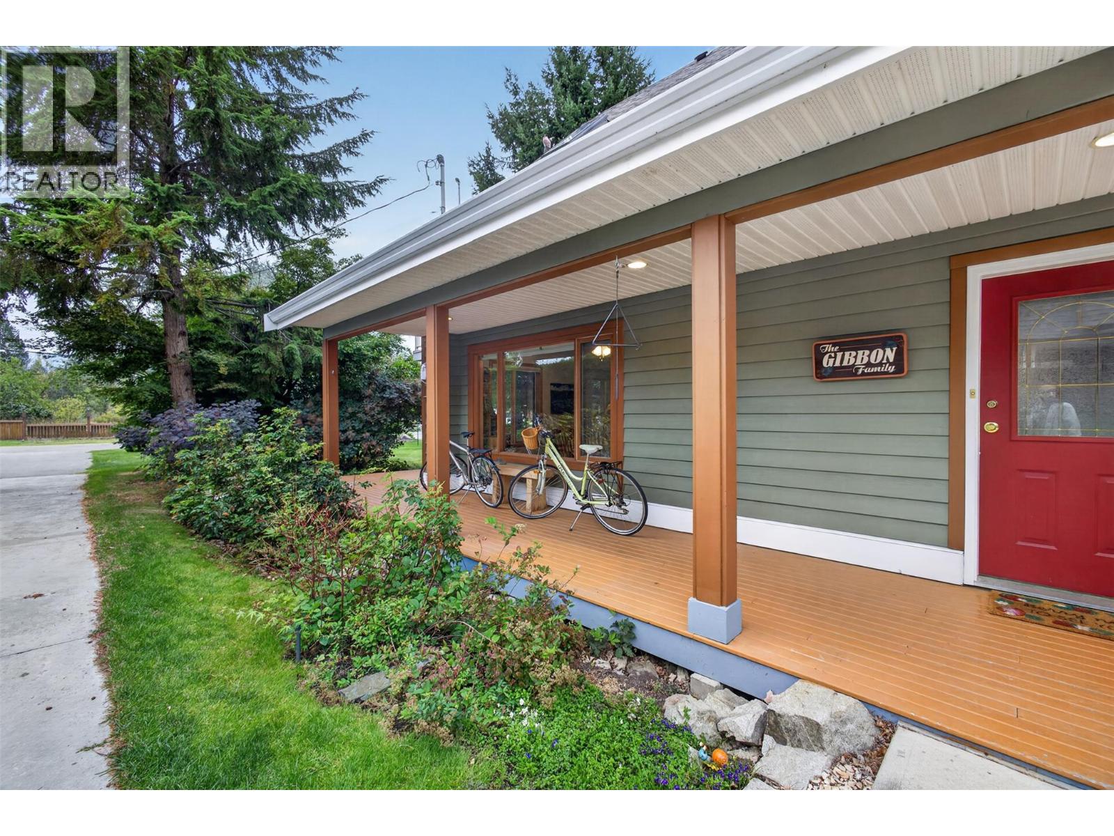 7366 Fintry Delta Road