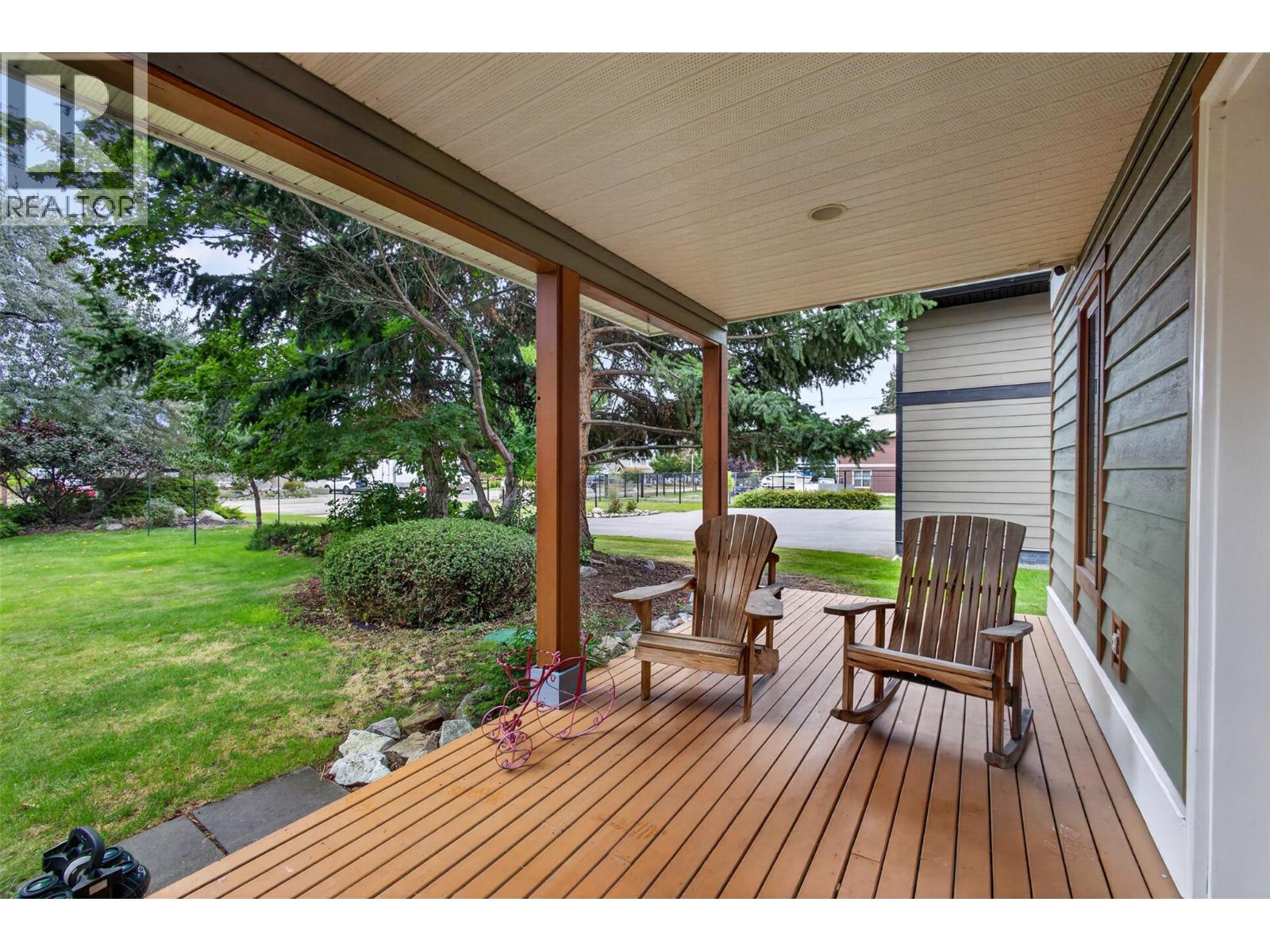 7366 Fintry Delta Road