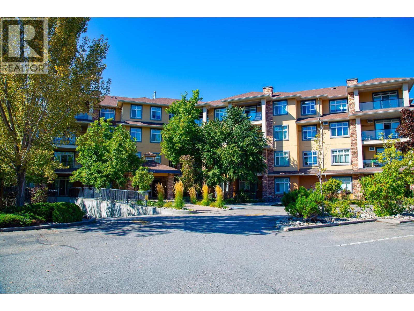 303 Whitman Road Unit# 304