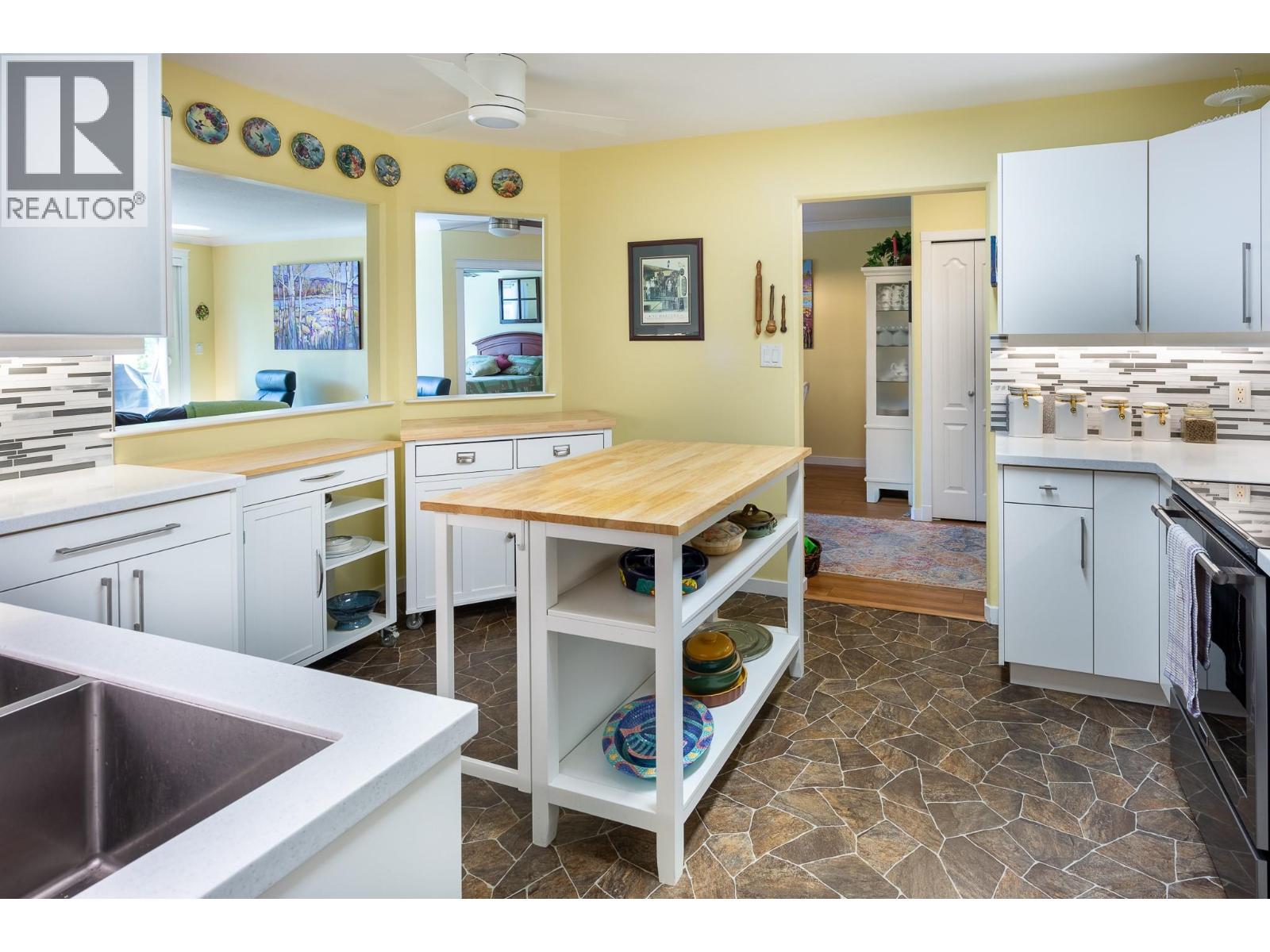 303 Whitman Road Unit# 304